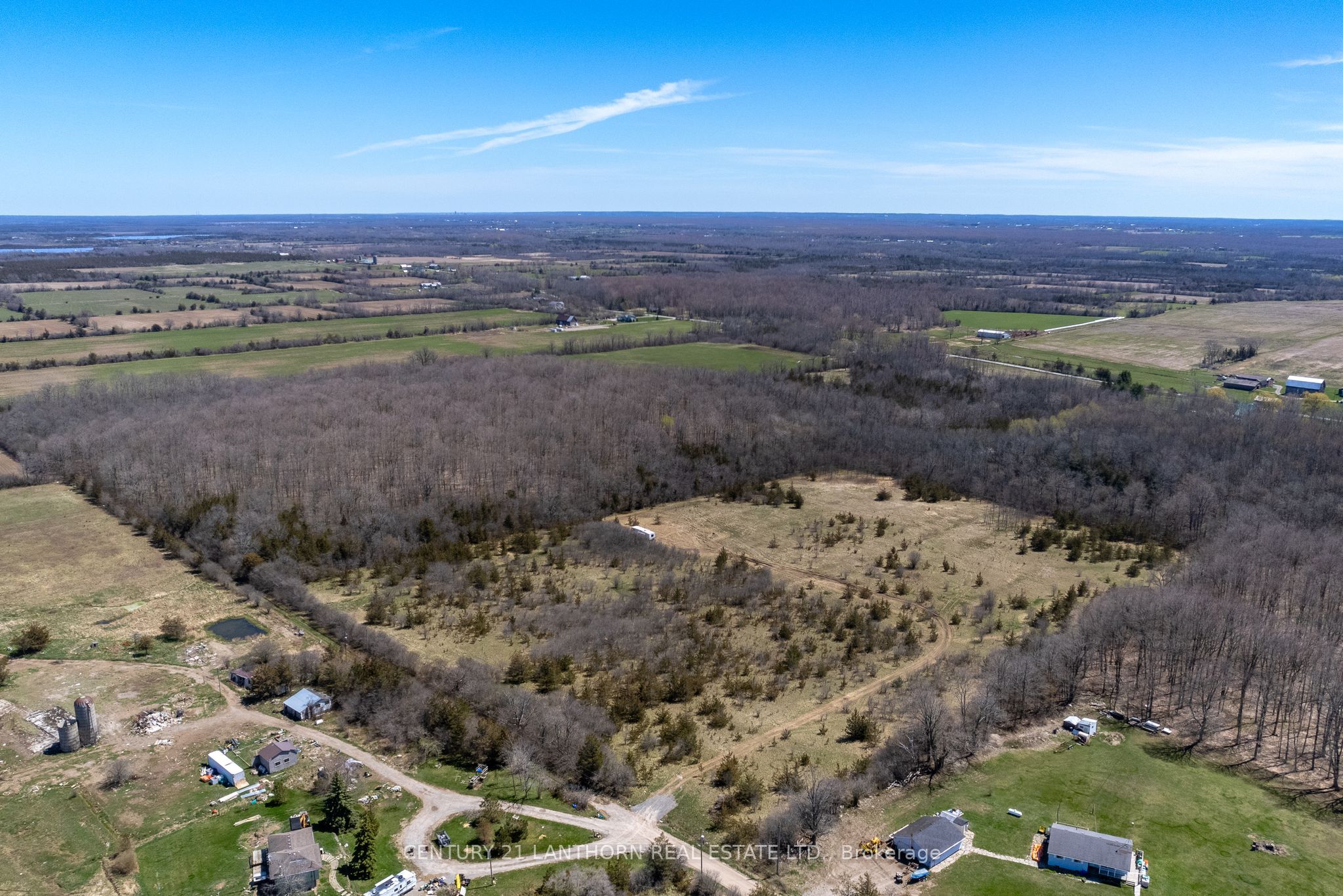 1050 Burr Road Property Photo 7