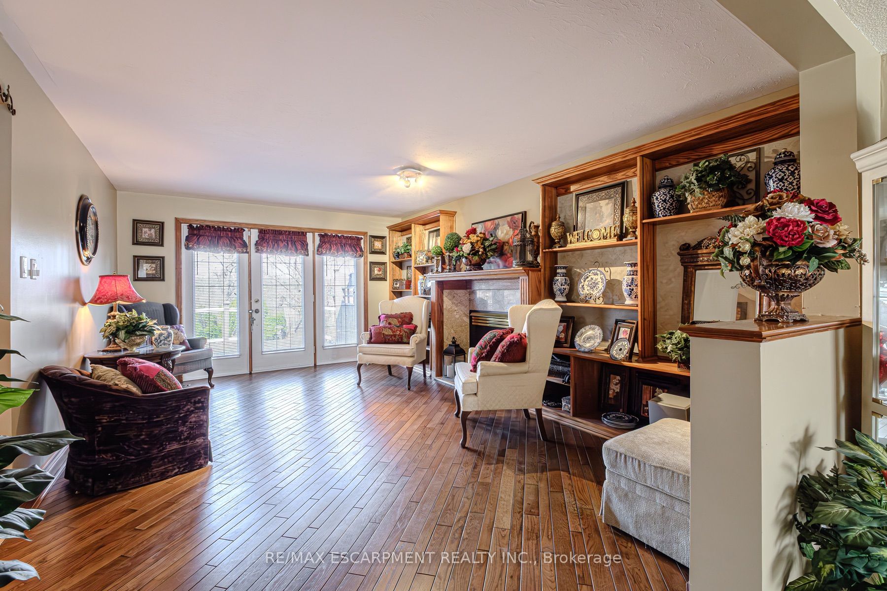 136 Country Club Drive Property Photo 11