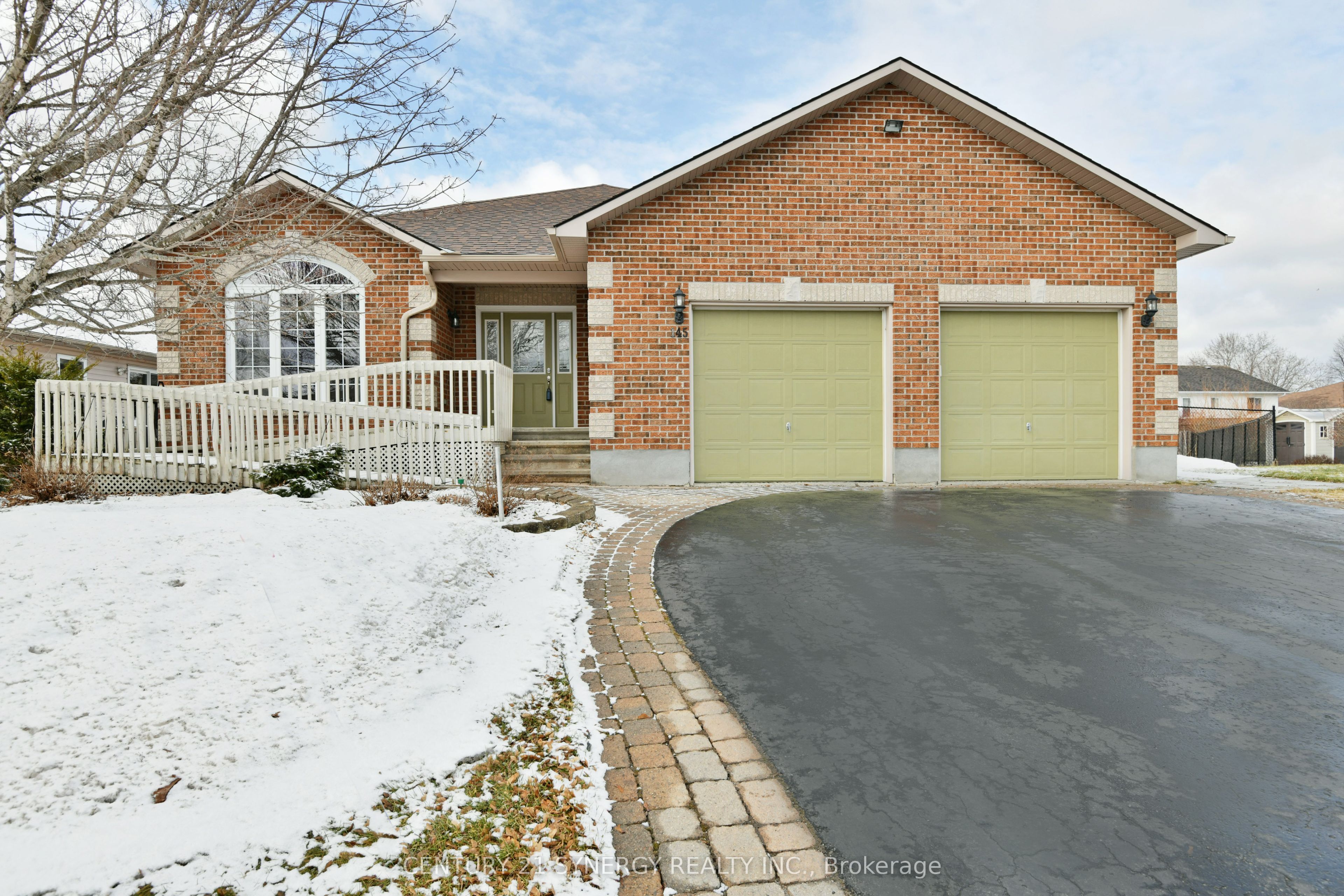 145 Vaughan St Property Photo