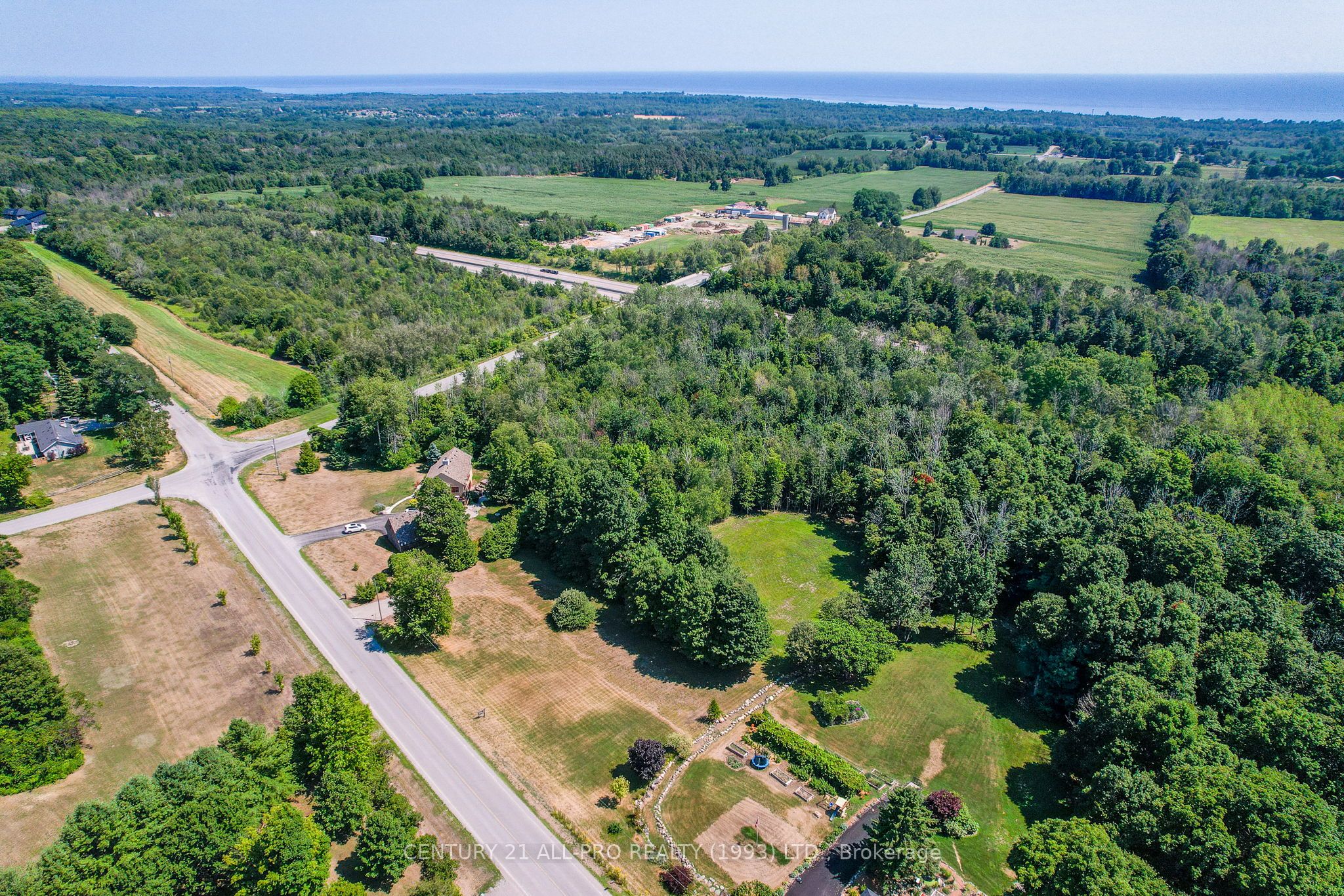 426 GULLY Road