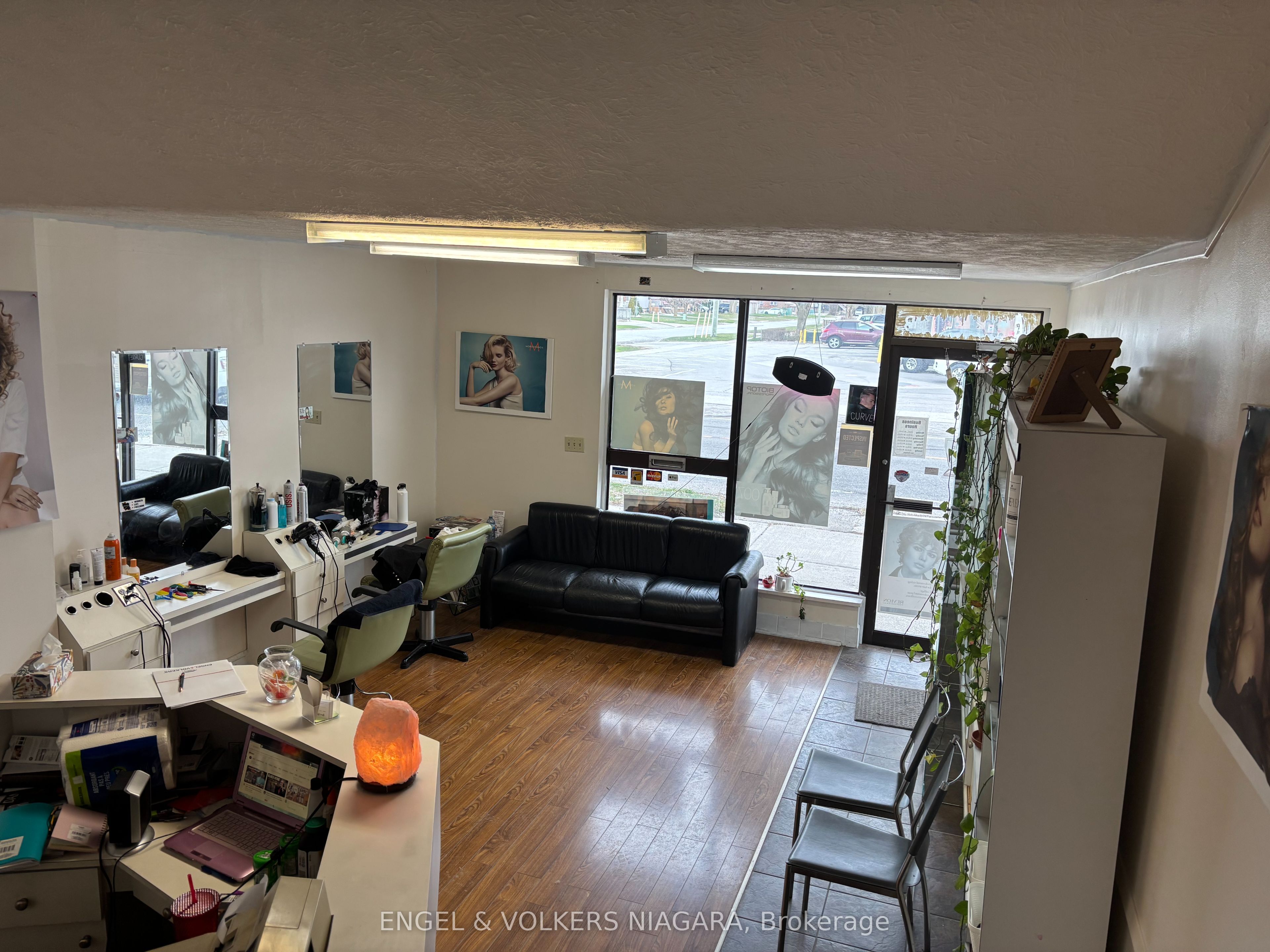 6120 Dunn St Property Photo 12