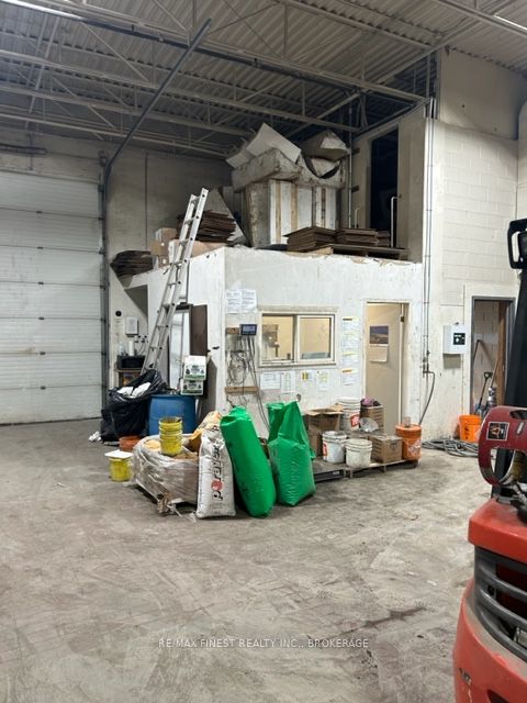 #9 - 108 Dairy Avenue Property Photo 11