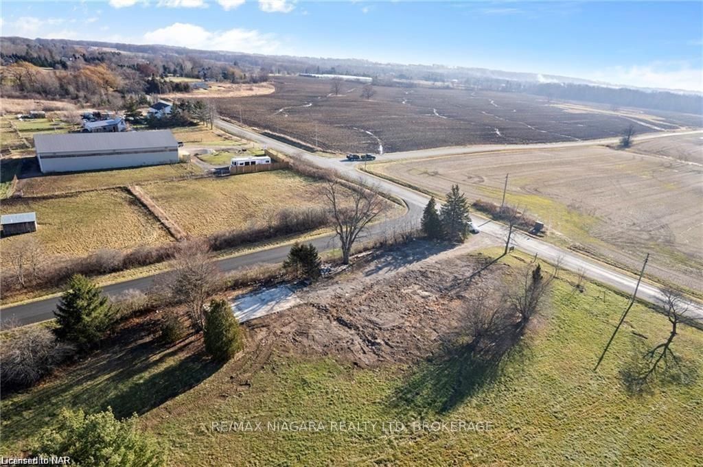 801 Metler Rd Property Photo 4