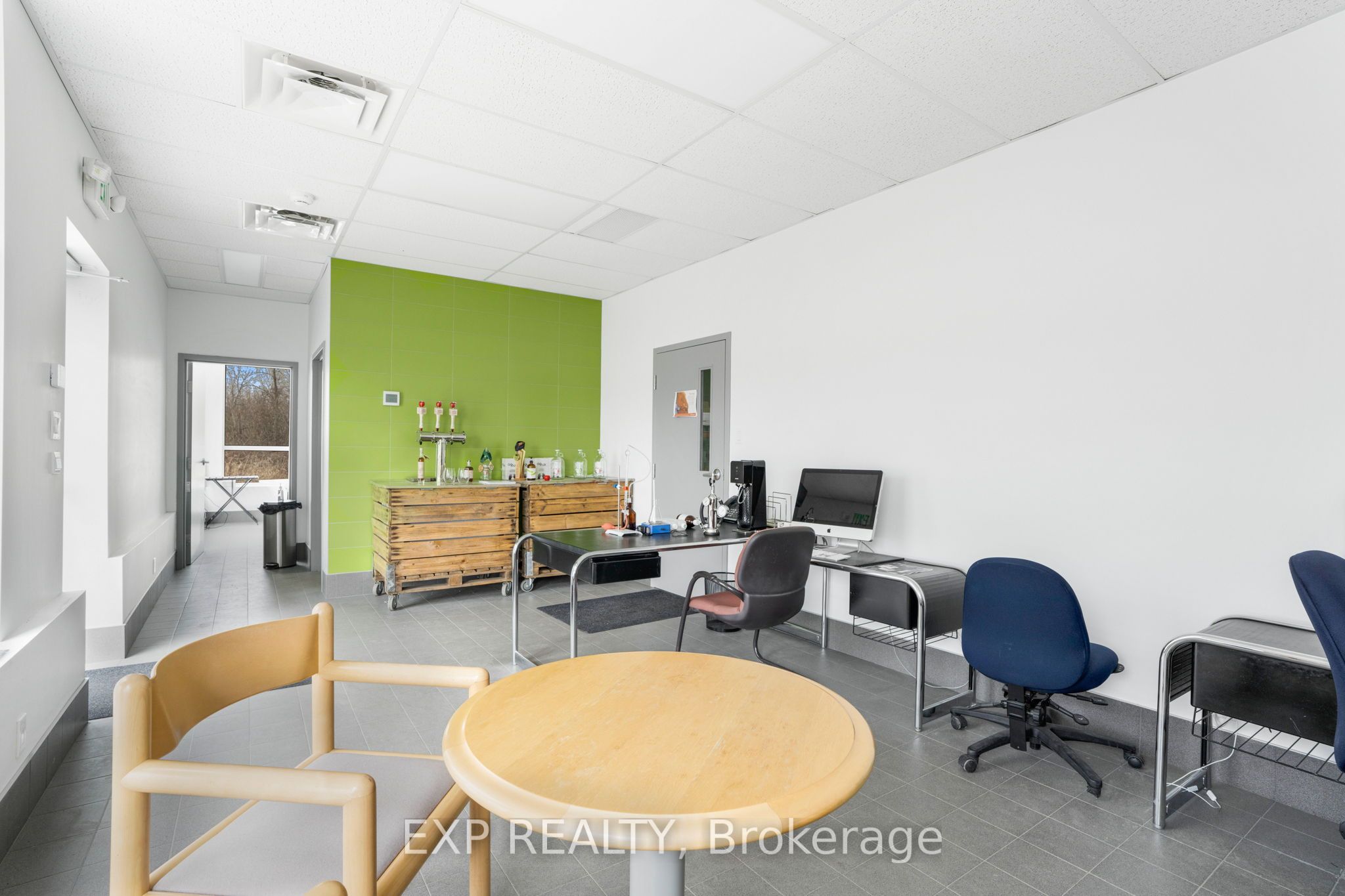 299 Industrial Boulevard Property Photo 9