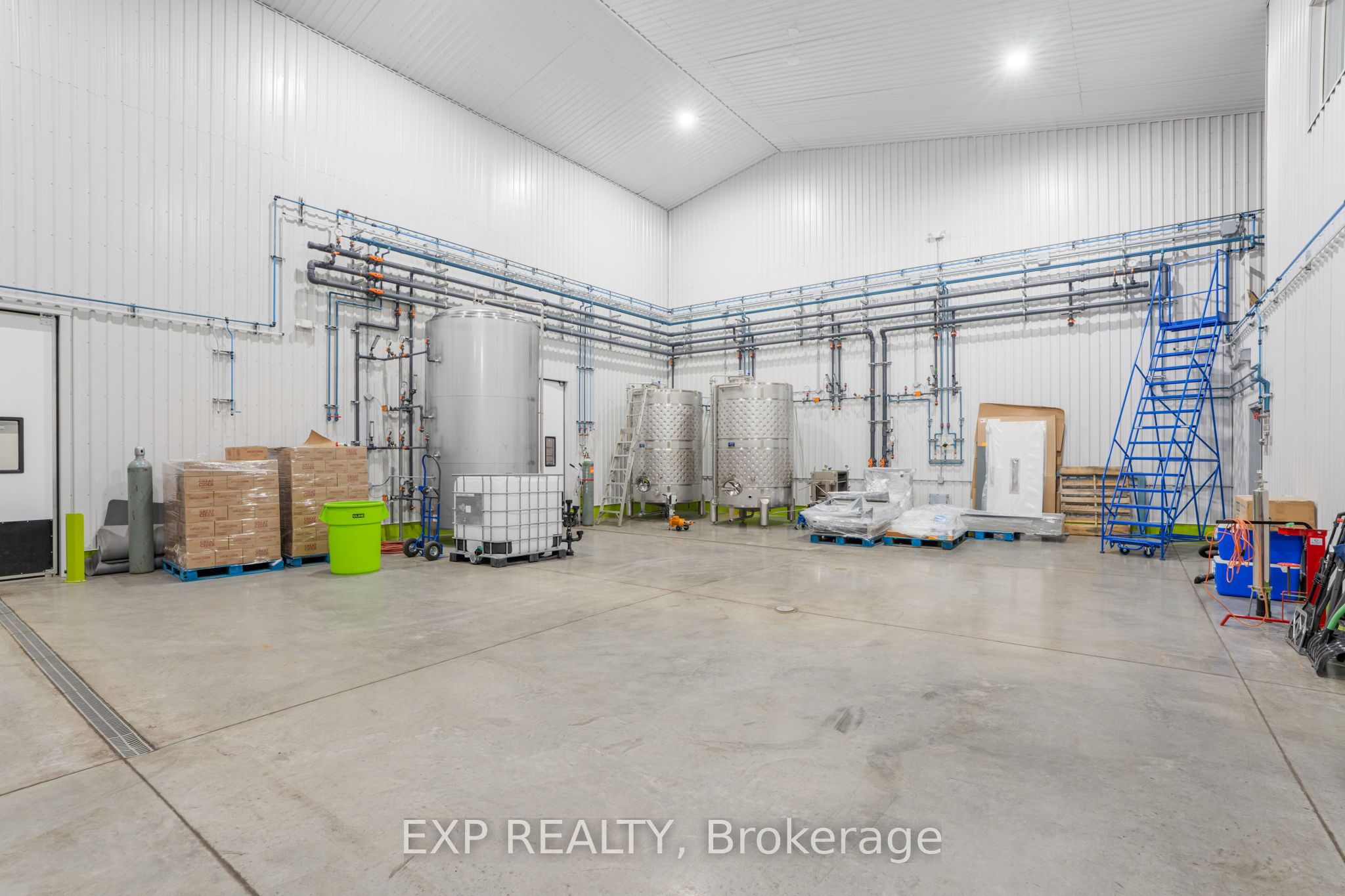 299 Industrial Boulevard Property Photo 10