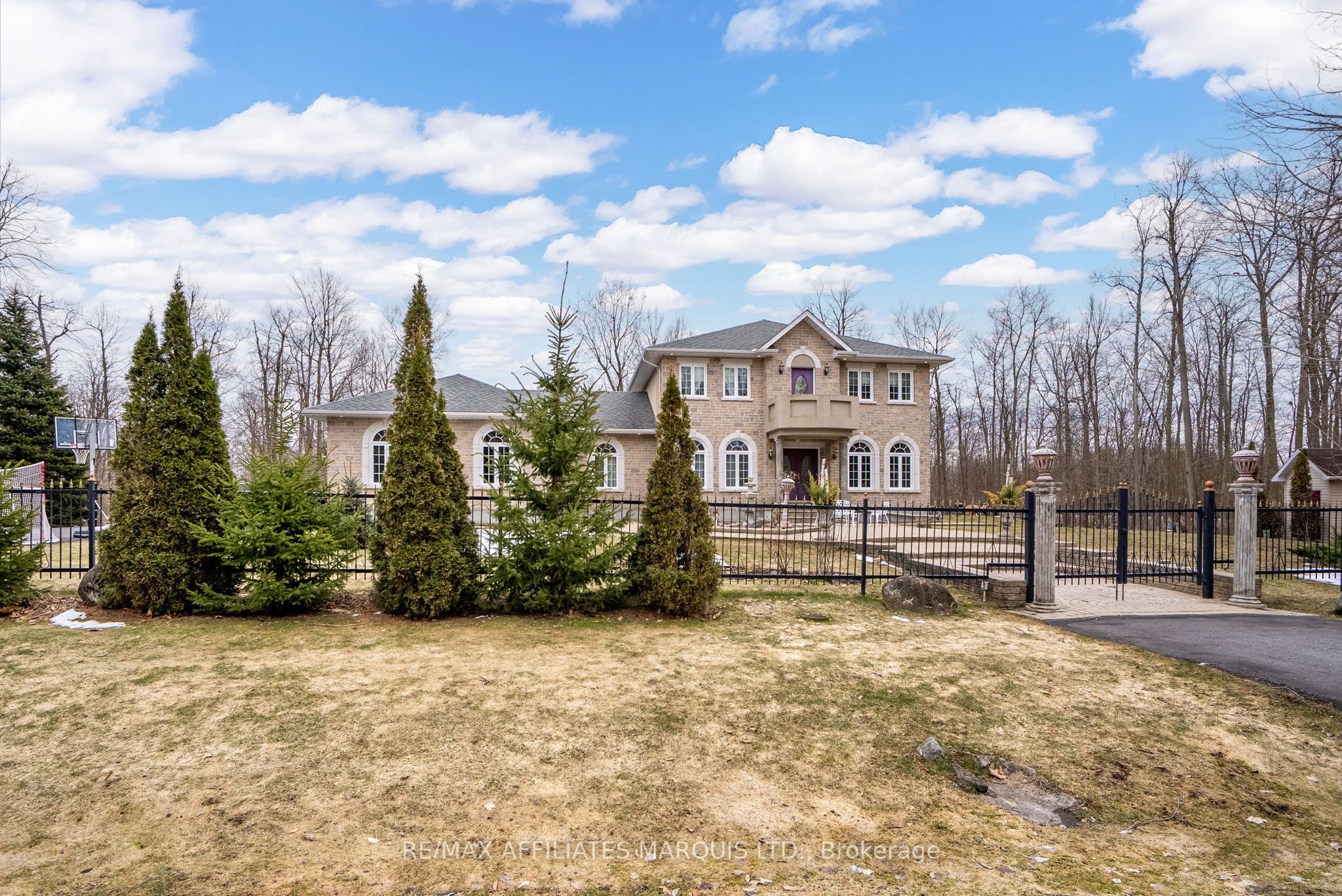 16935 Beaver Dam Drive Property Photo