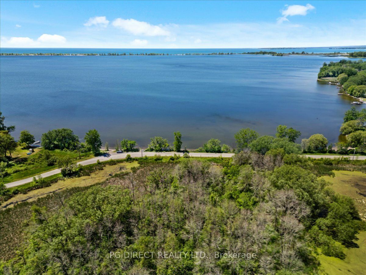 209 Hiscock Shores Rd Property Photo 4