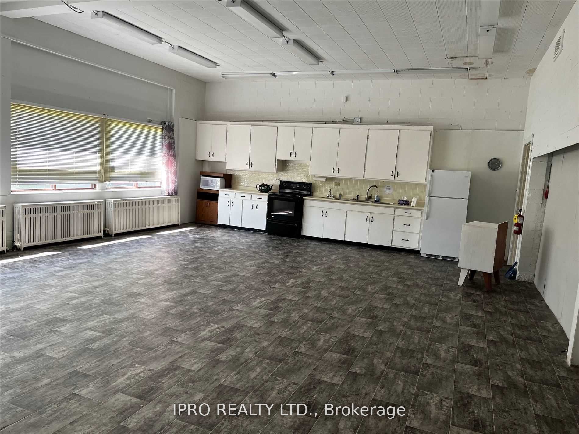 10611 Highway 3 Property Photo 11