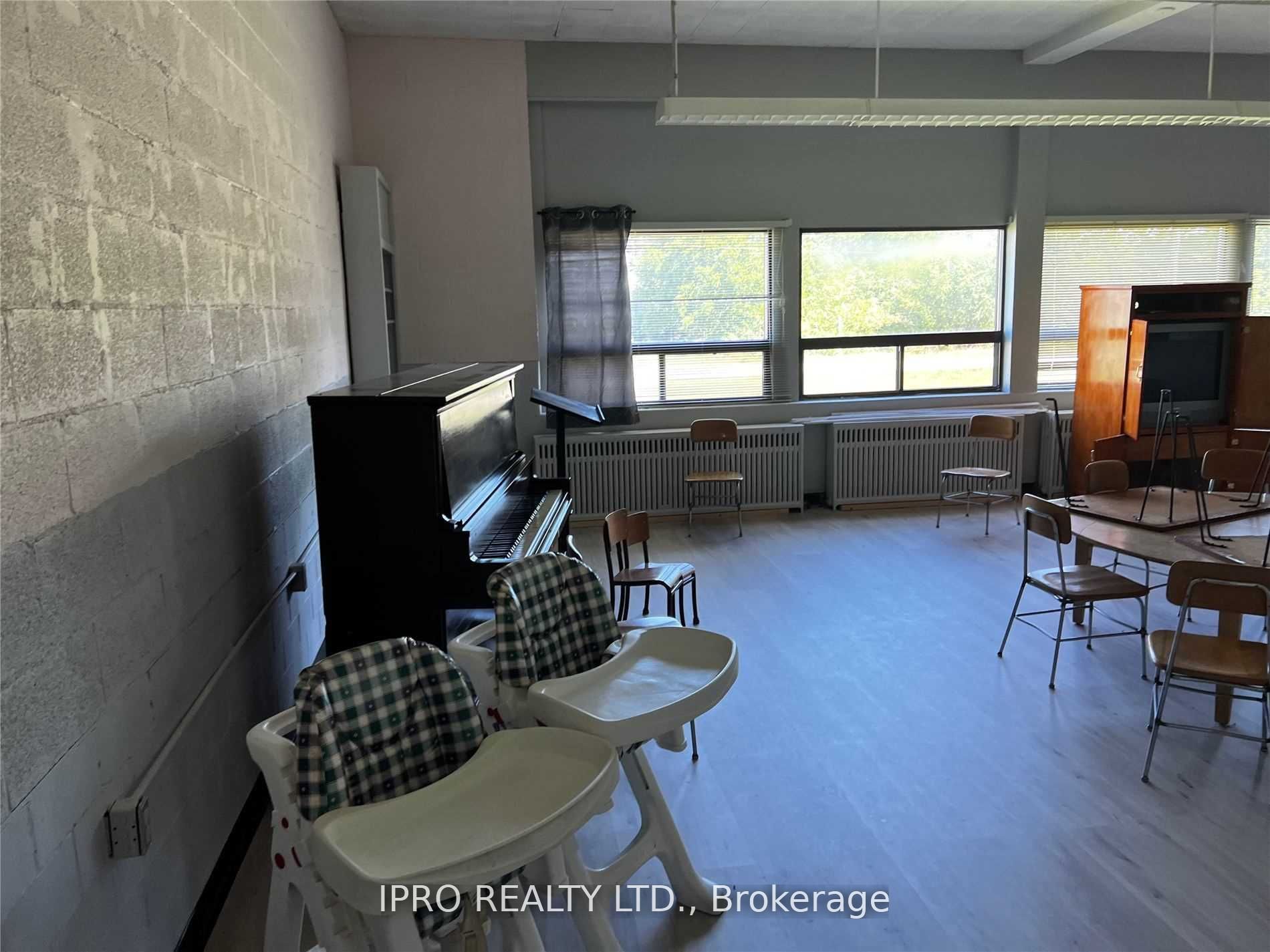 10611 Highway 3 Property Photo 14