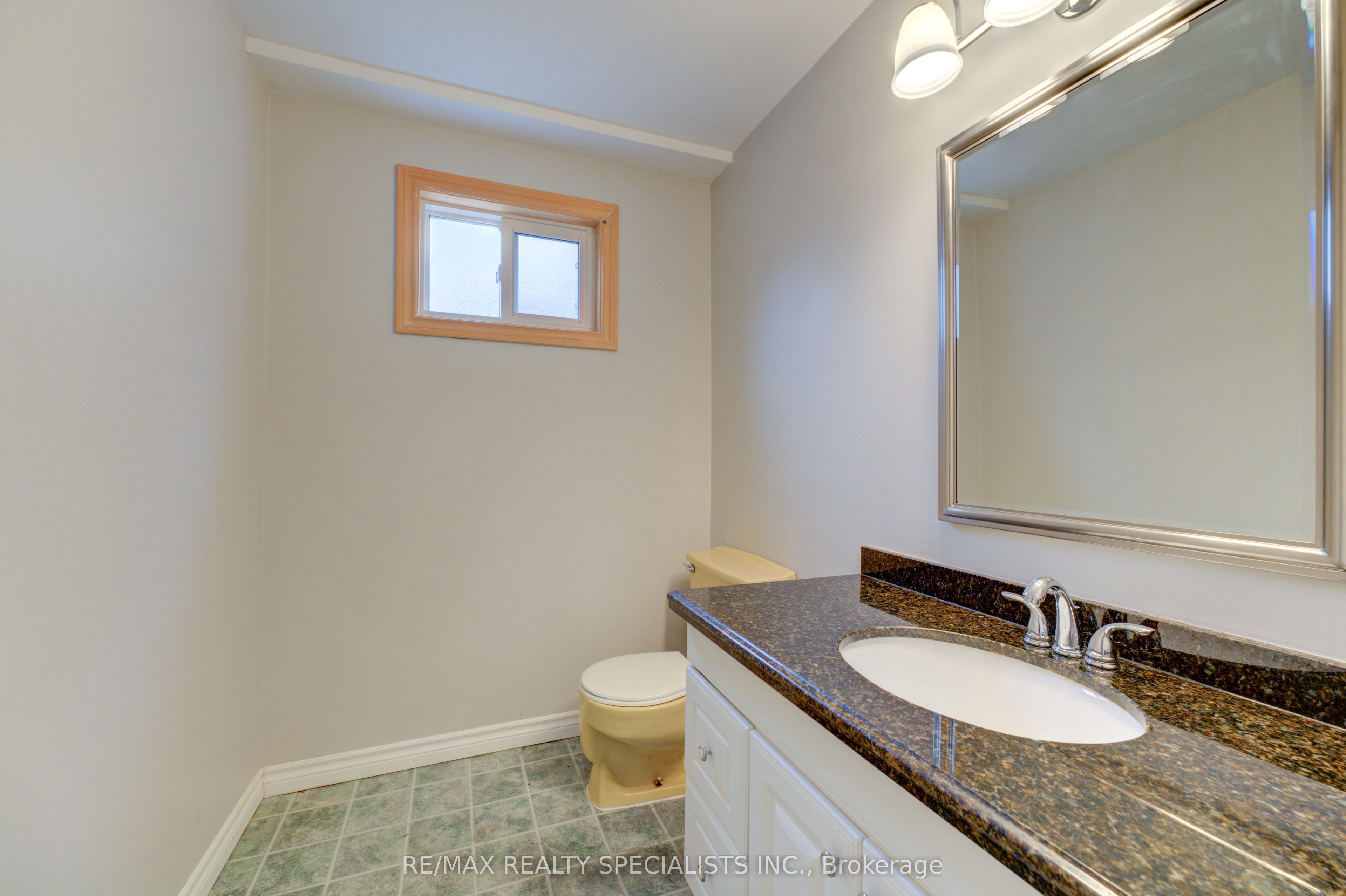 68 Oriole Pkwy Property Photo 38
