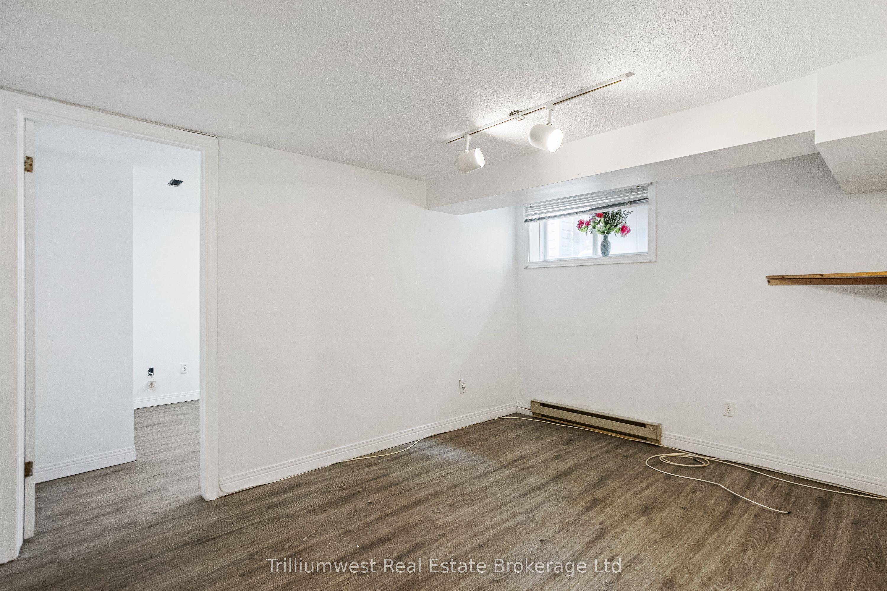 210-216 Homestead Crescent Property Photo 28