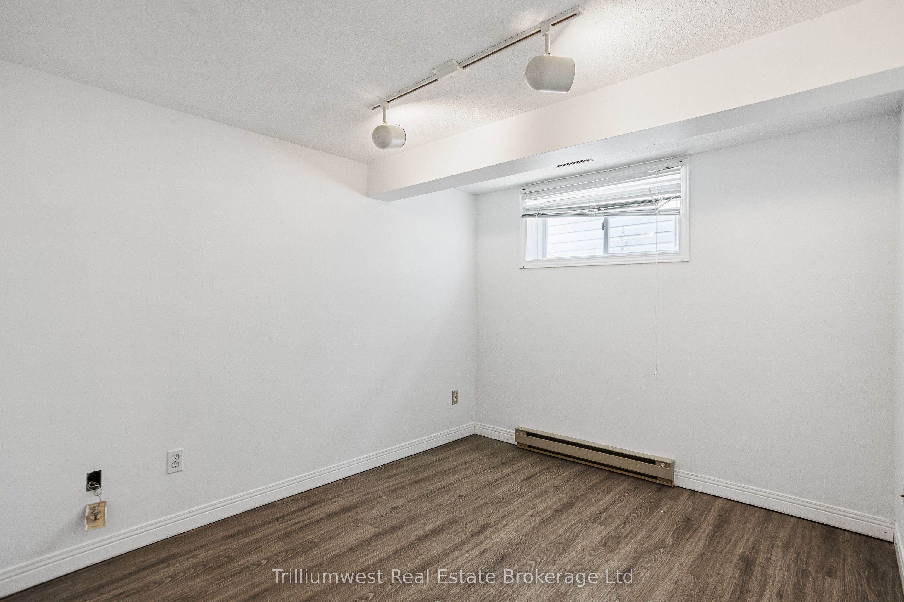 210-216 Homestead Crescent Property Photo 29