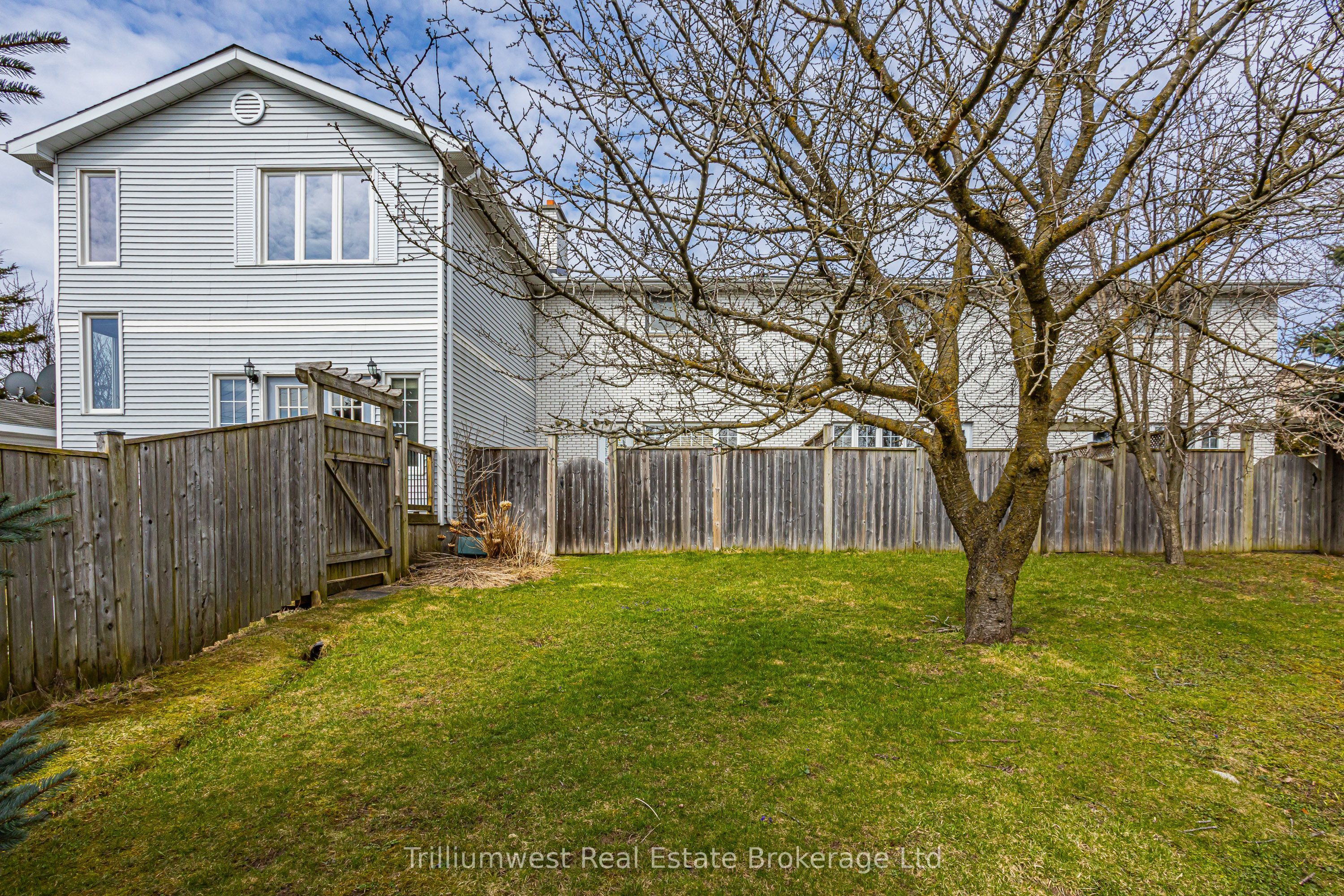 210-216 Homestead Crescent Property Photo 36