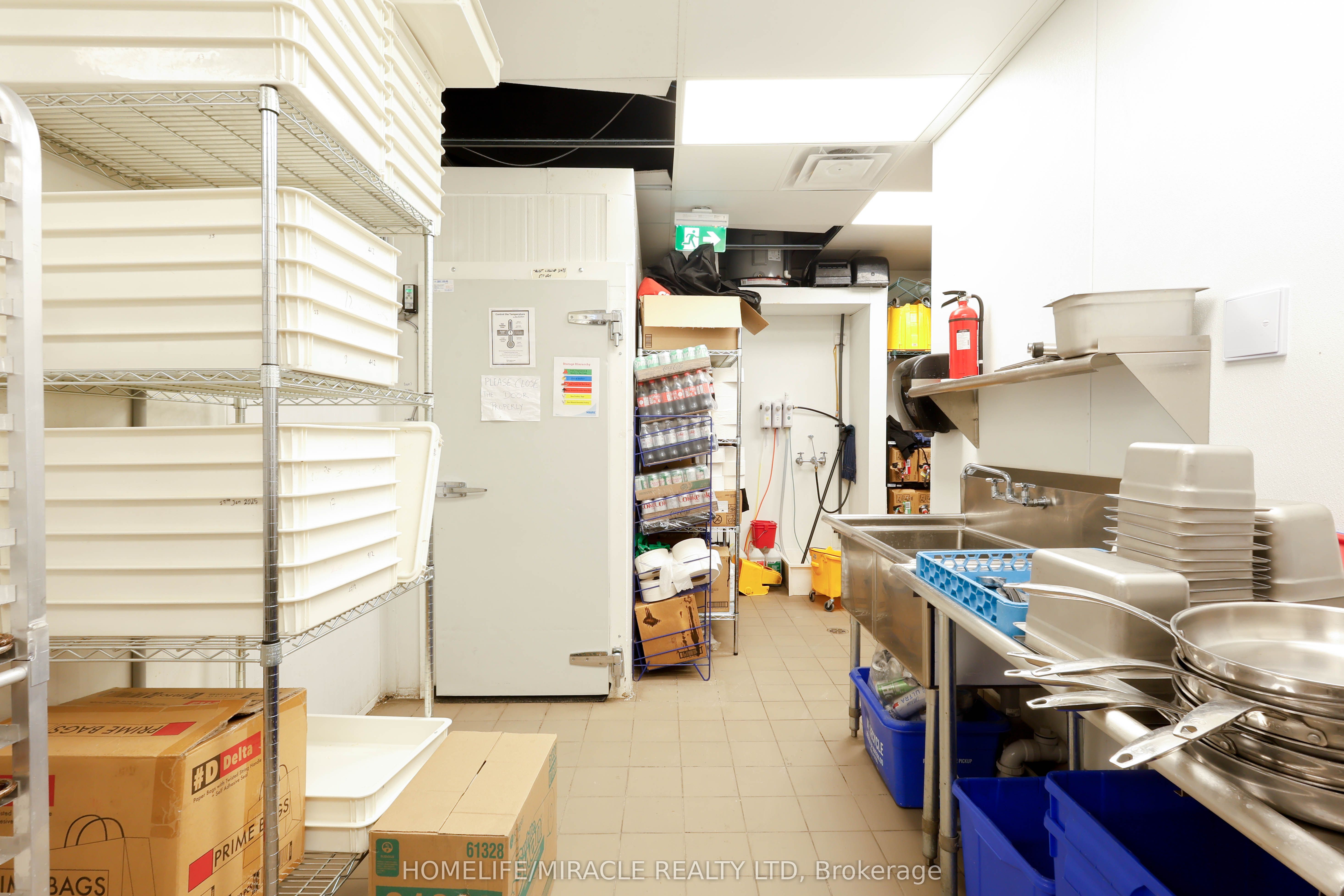#3d - 1820 Adelaide Street Property Photo 17
