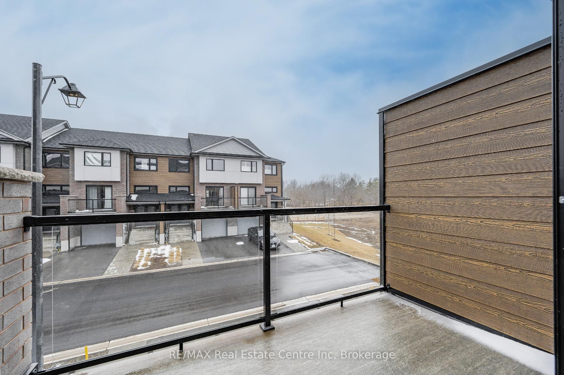 182 Bridge Crescent 8 Property Photo 10