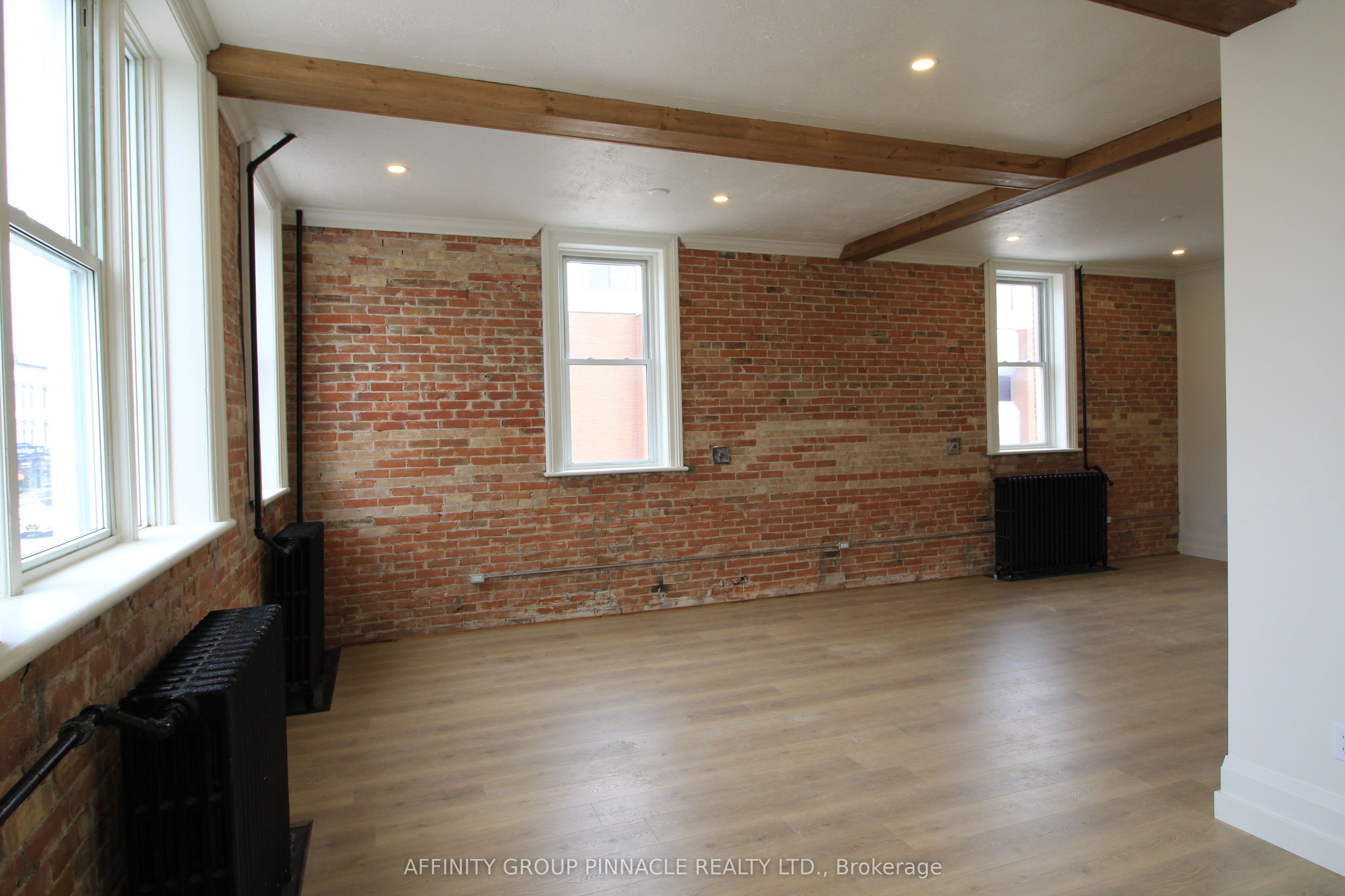 #2 - 3 Cambridge Street Property Photo 6