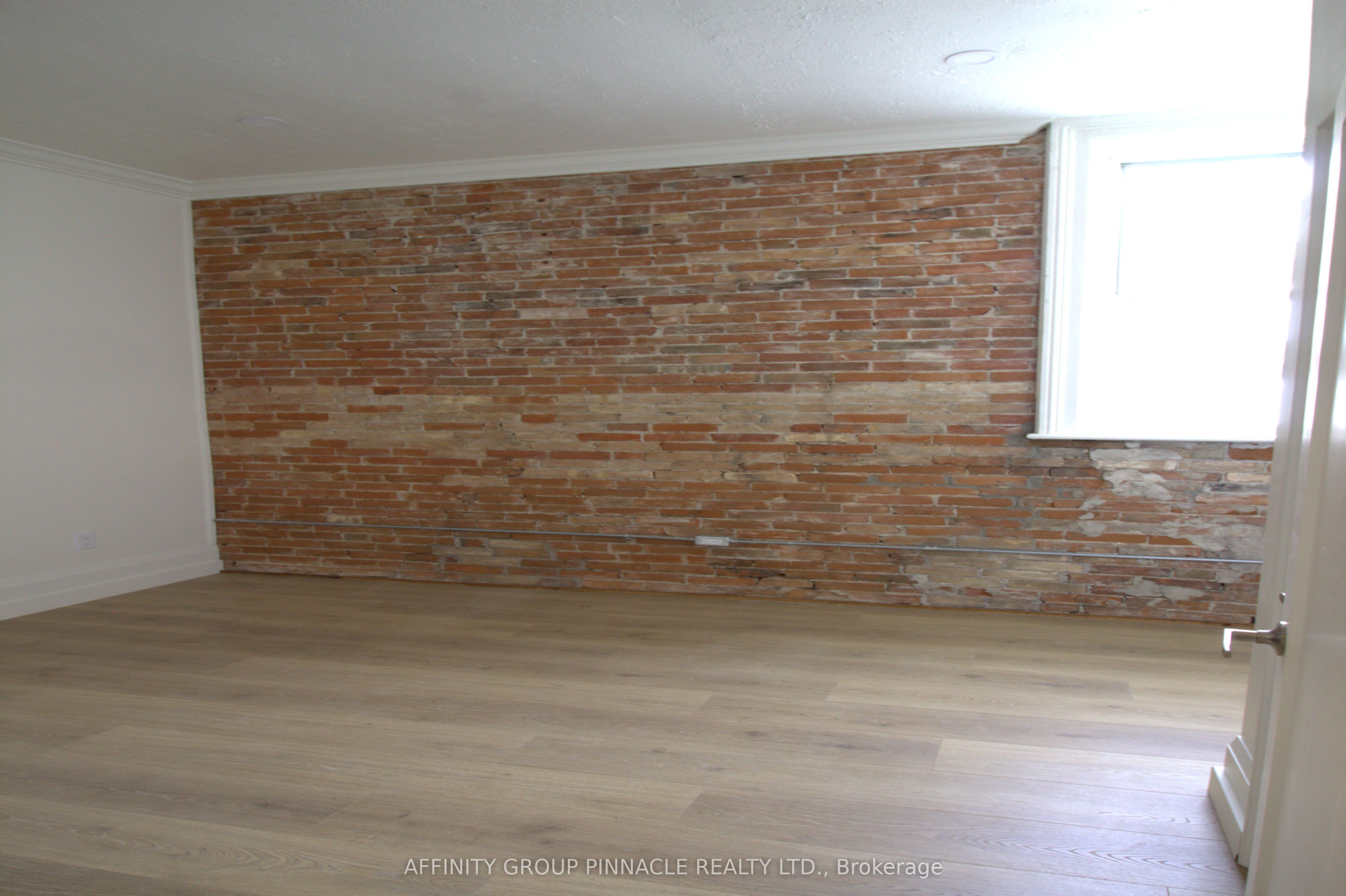 #2 - 3 Cambridge Street Property Photo 11