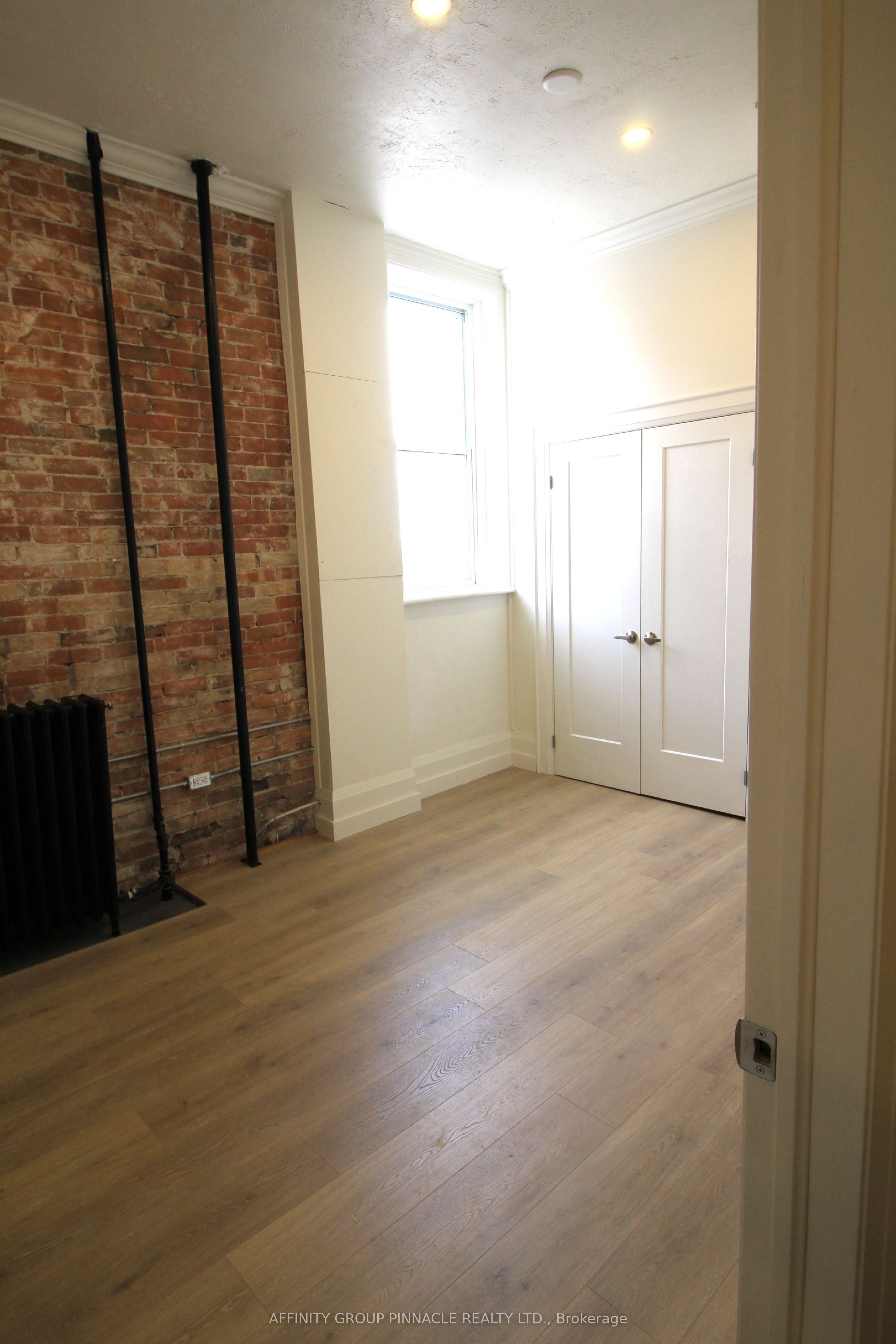 #2 - 3 Cambridge Street Property Photo 12