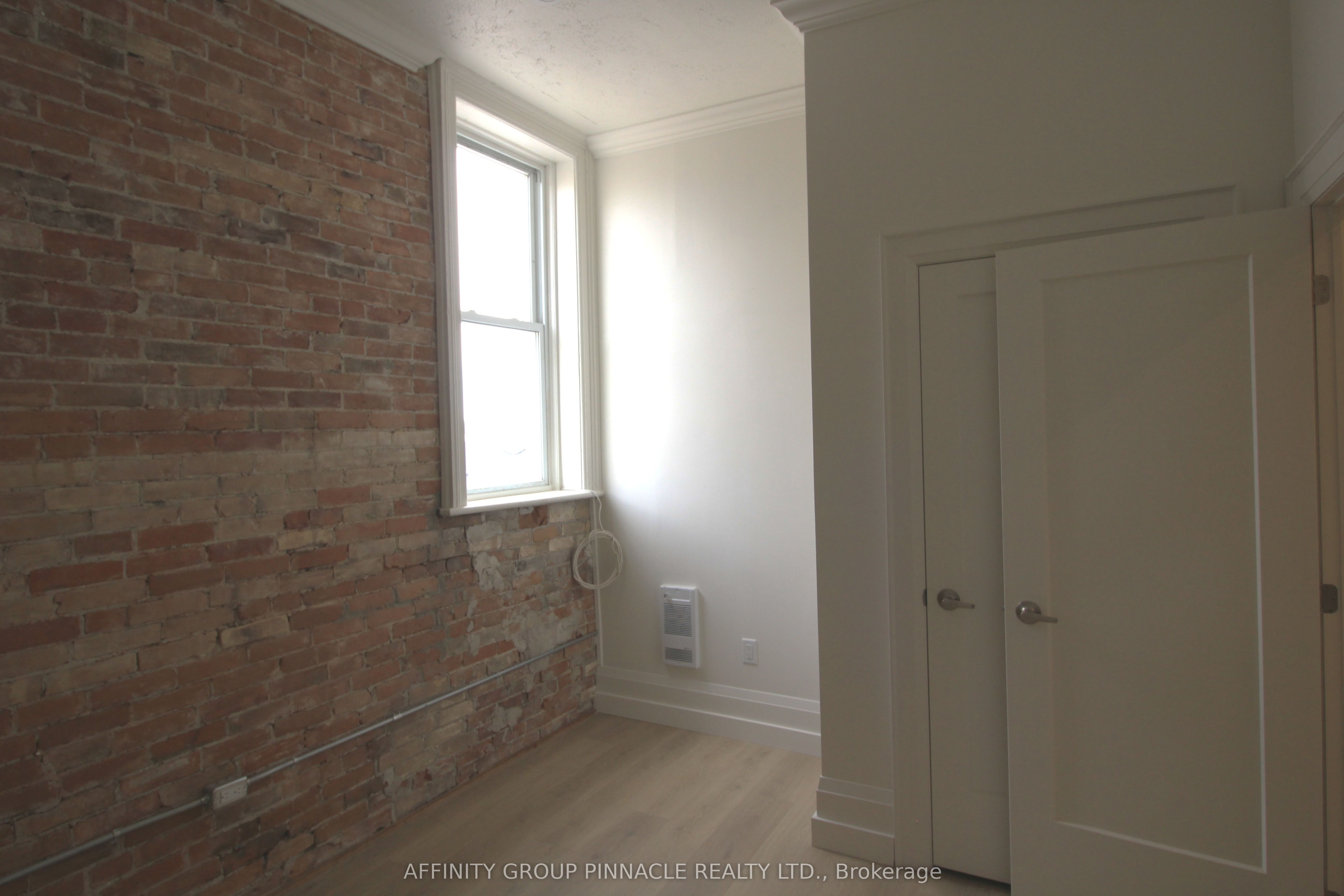 #2 - 3 Cambridge Street Property Photo 13