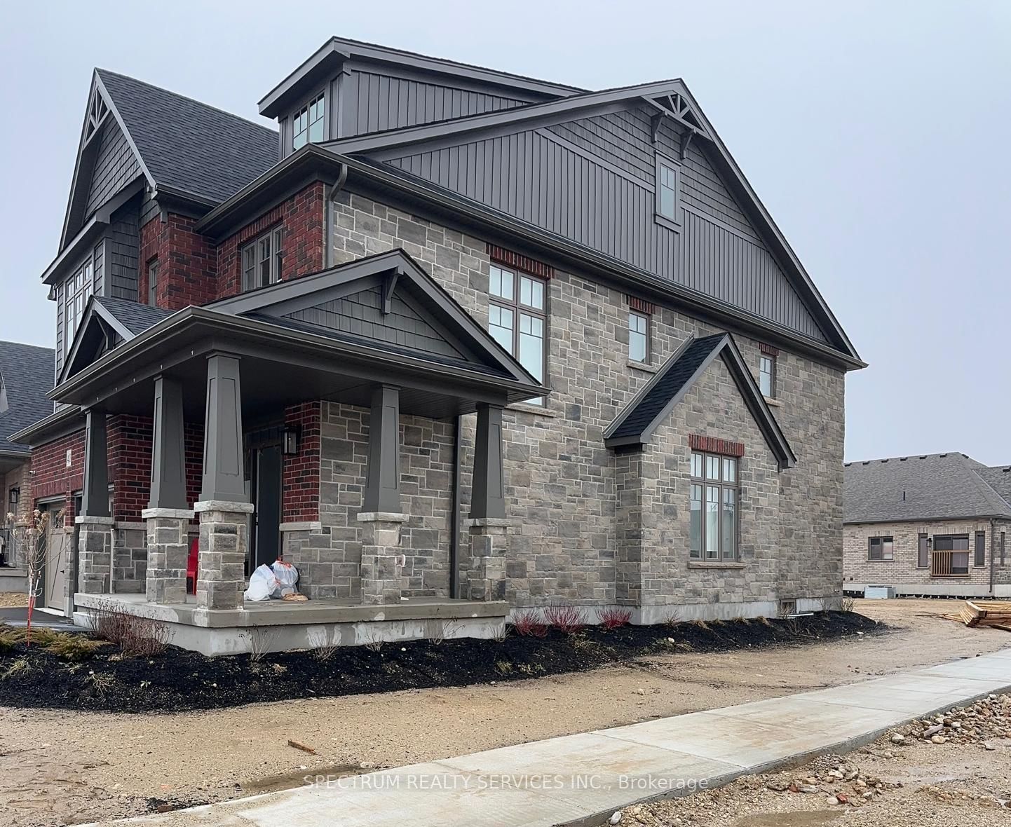 140 Mccausland Drive Property Photo 1