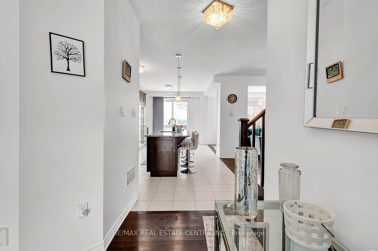 342 Seabrook Drive Property Photo 8