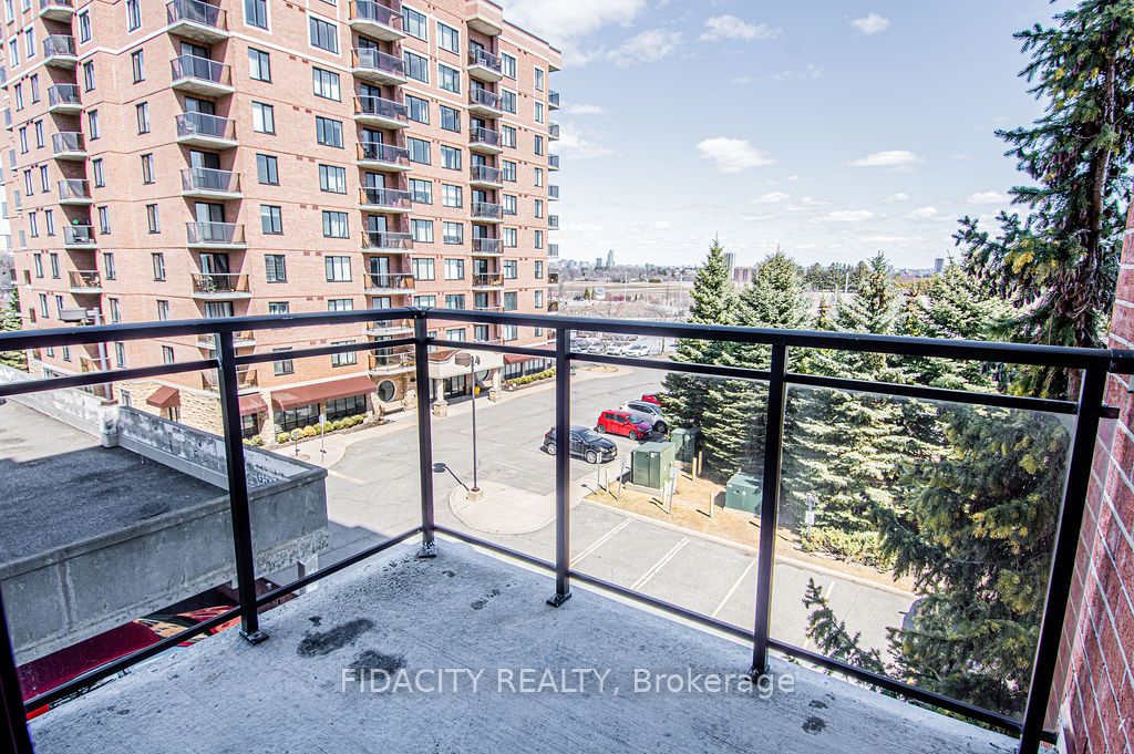 310 Central Park Drive 4b Property Photo 14