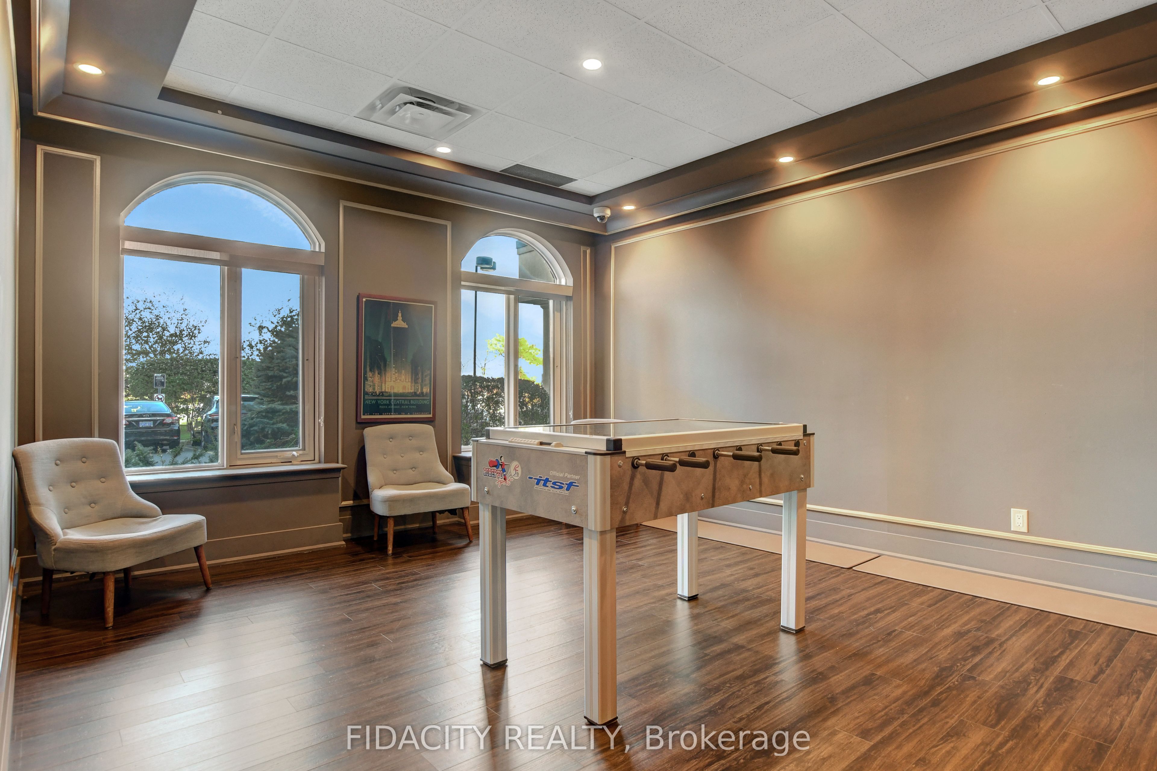 310 Central Park Drive 4b Property Photo 15