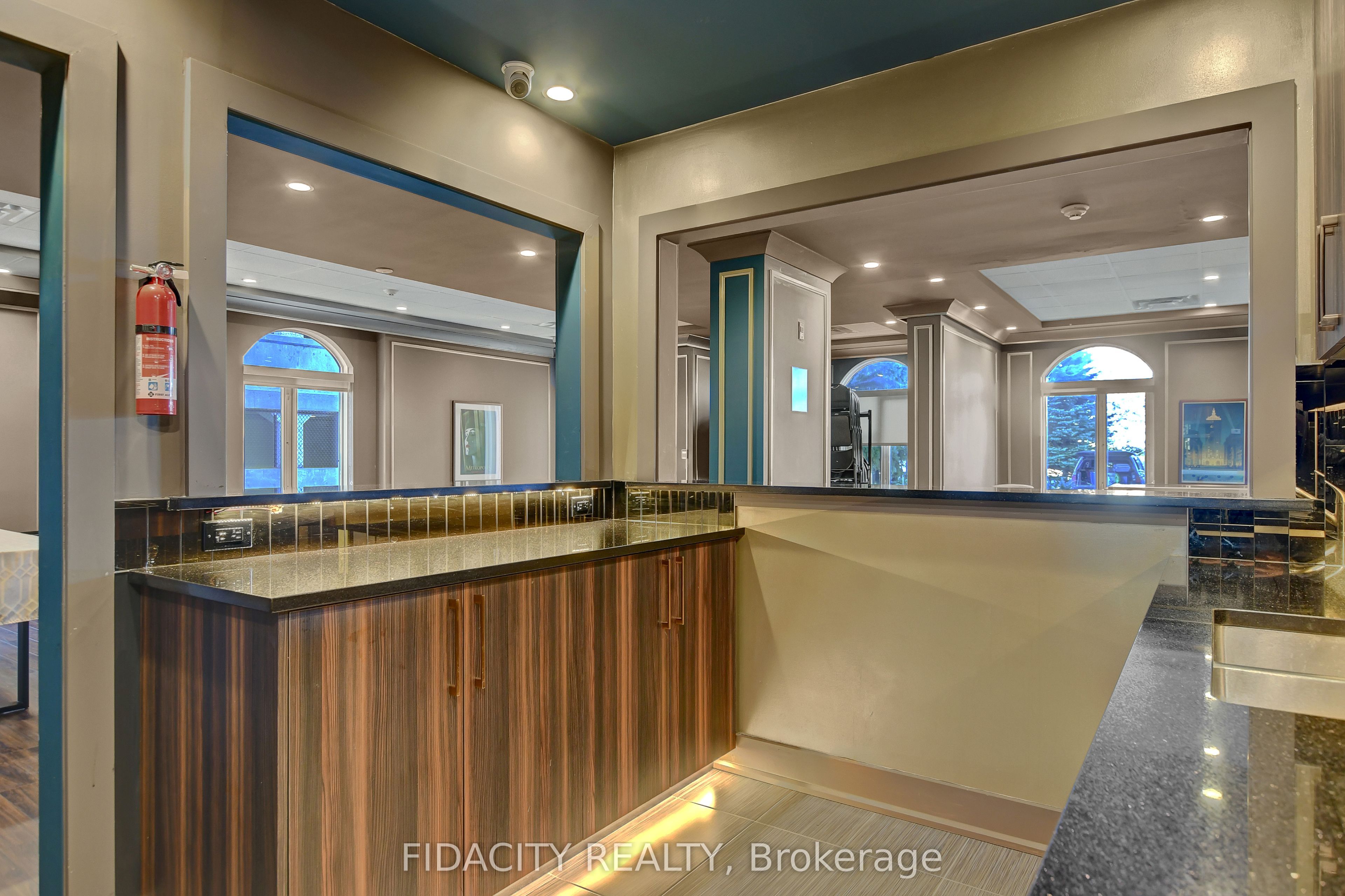 310 Central Park Drive 4b Property Photo 18