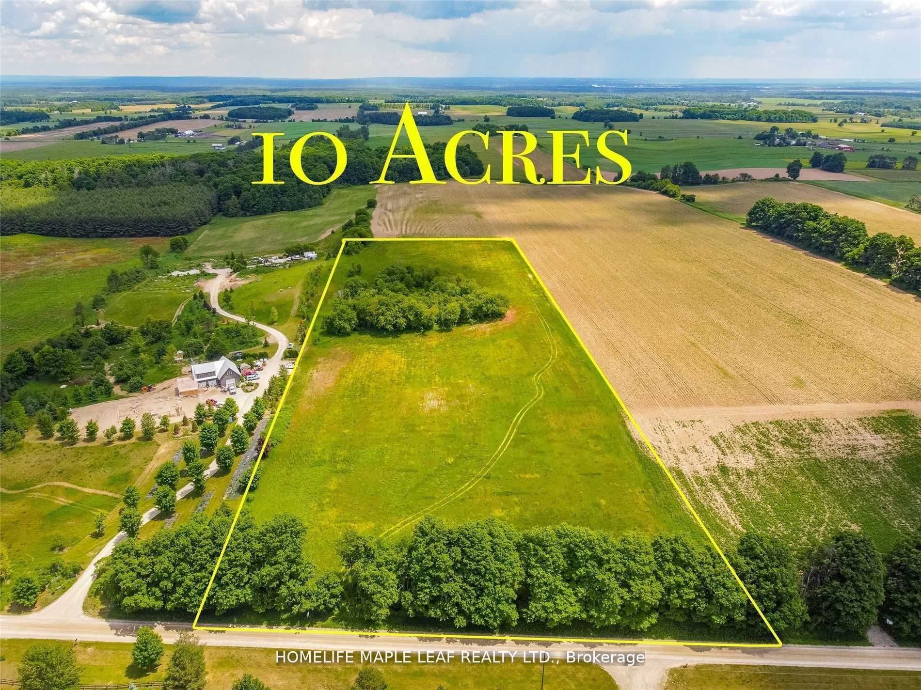 958423 7th Line Property Photo 1