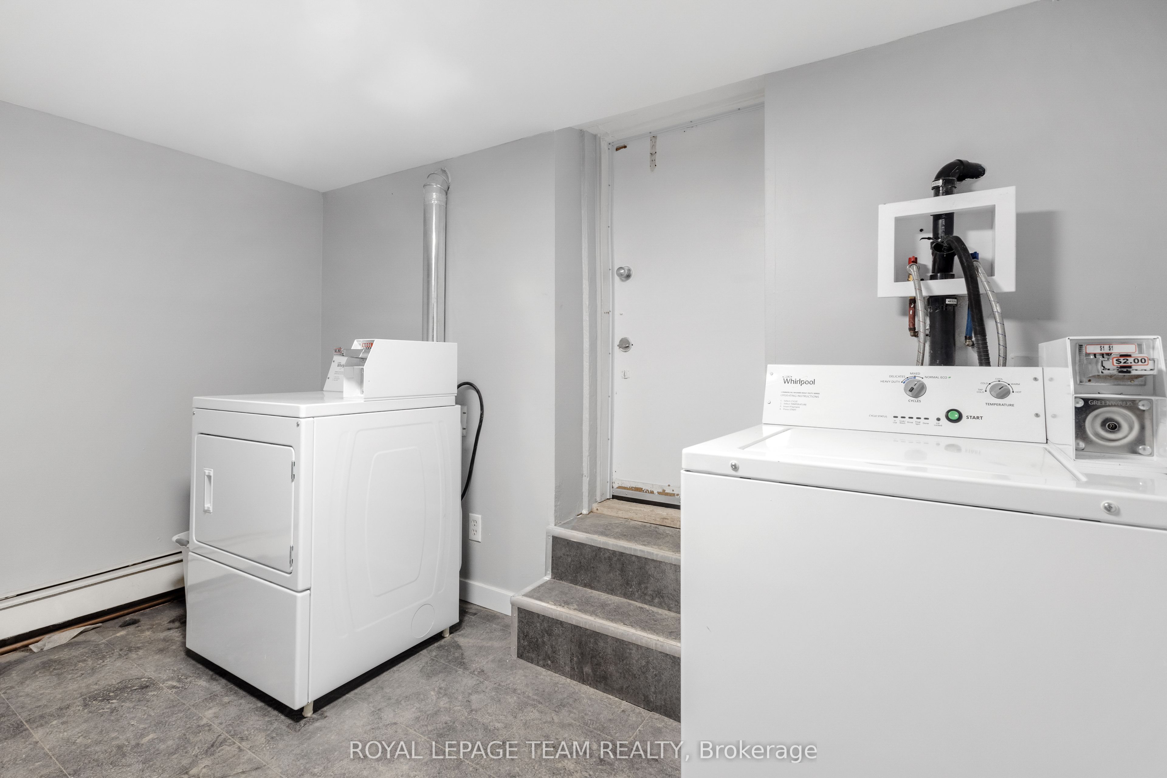 883 Somerset Street Property Photo 13