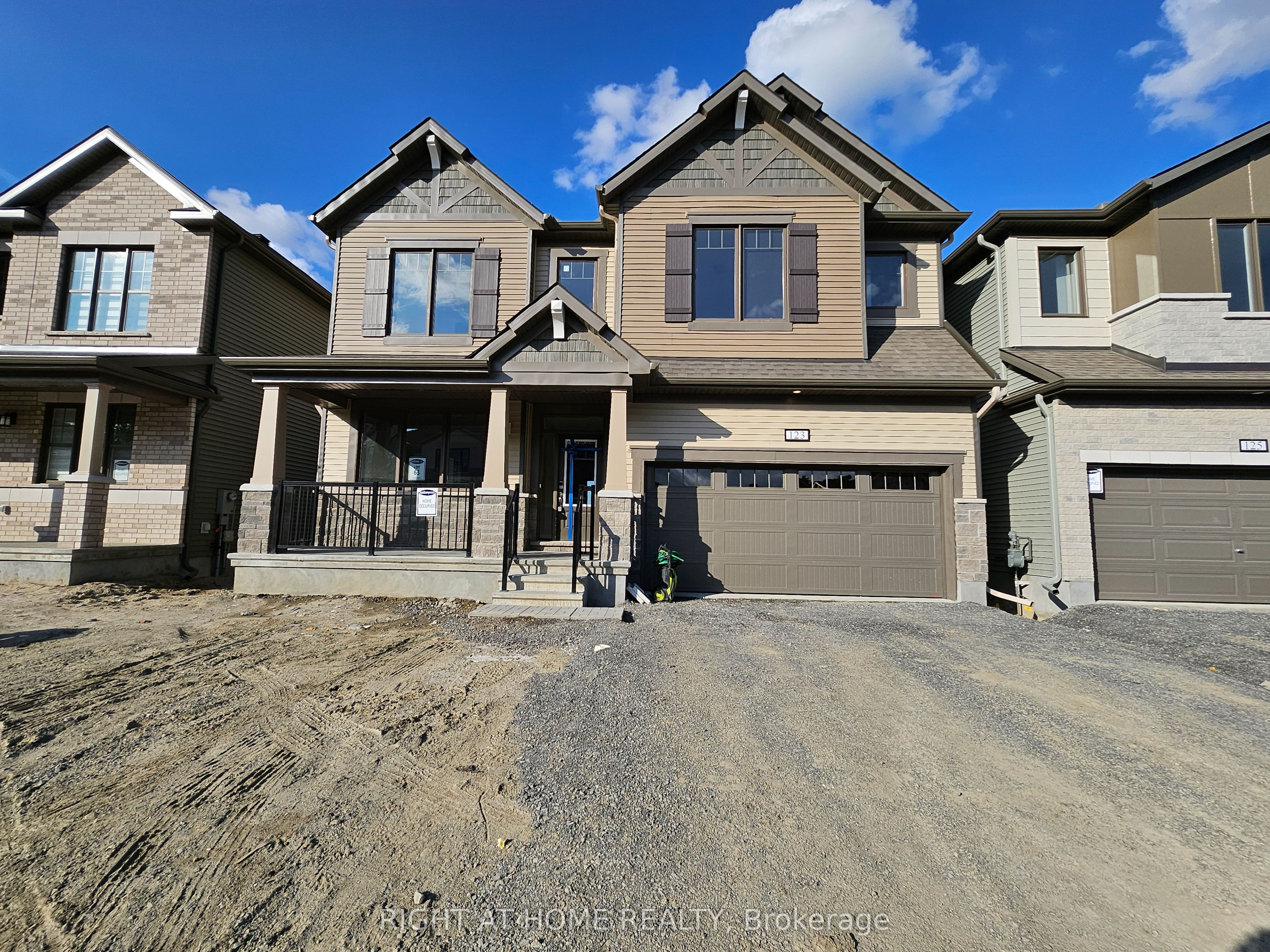 123 Green Ash Avenue Property Photo