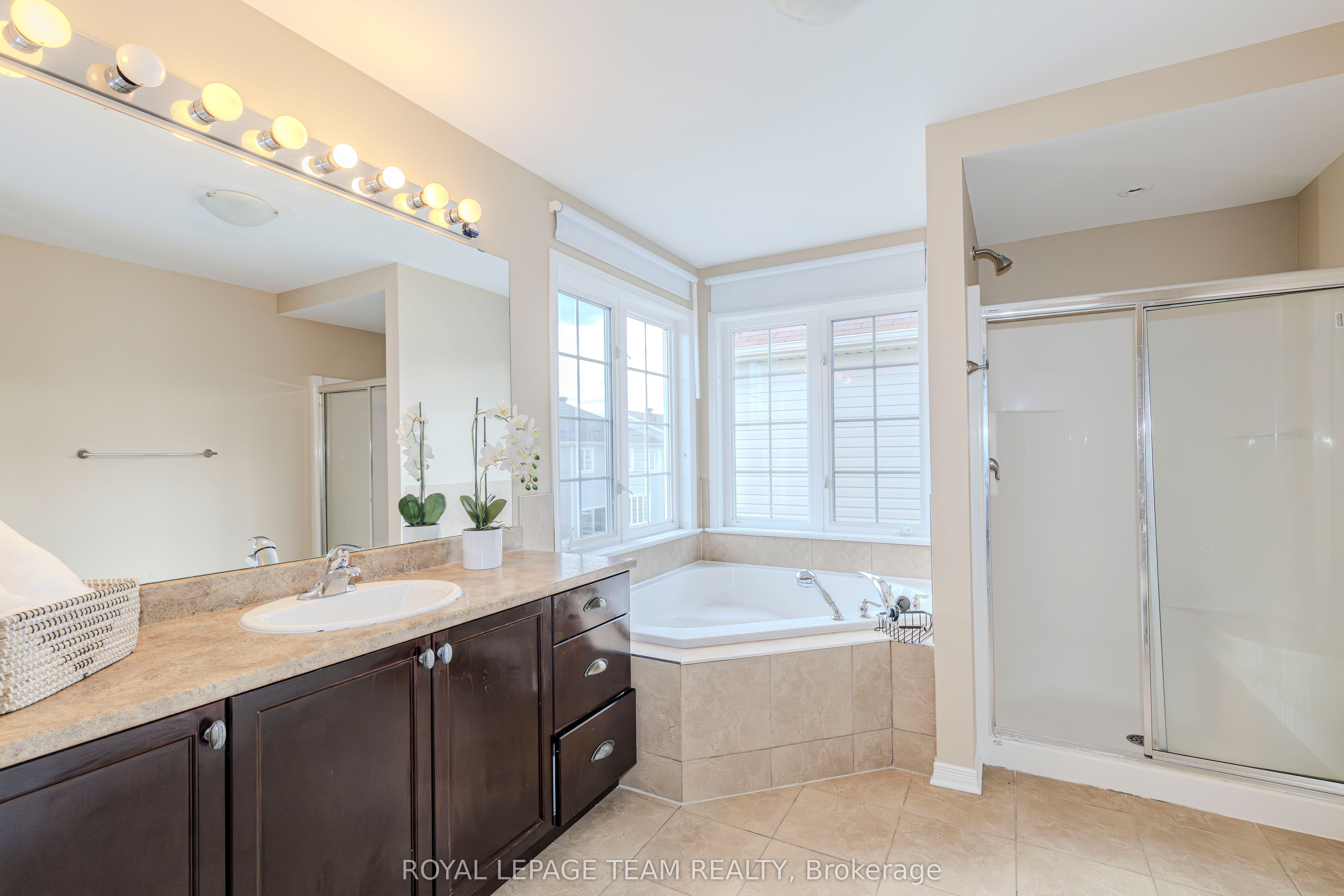 474 W Ridge Dr Property Photo 22