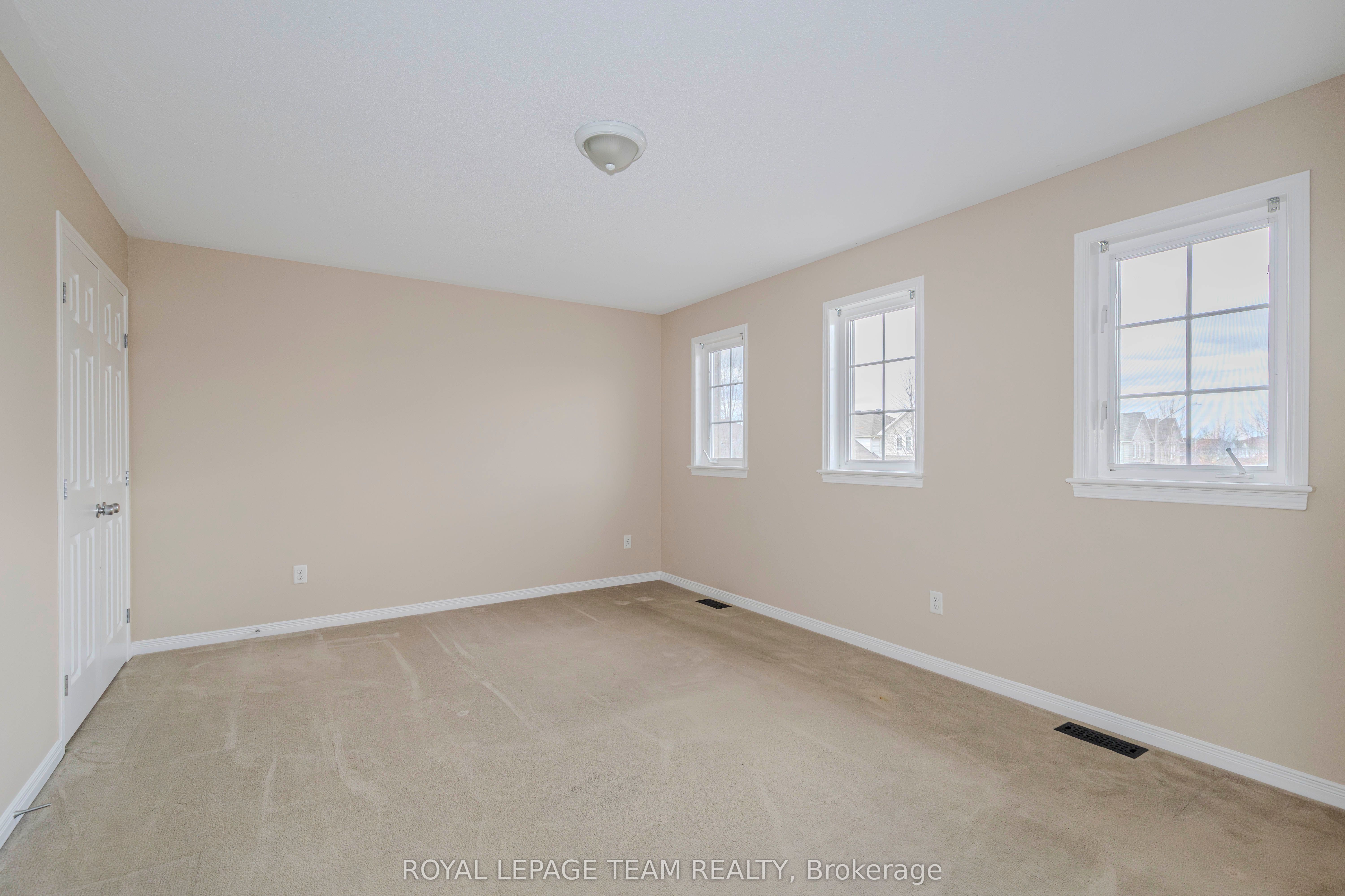 474 W Ridge Dr Property Photo 25
