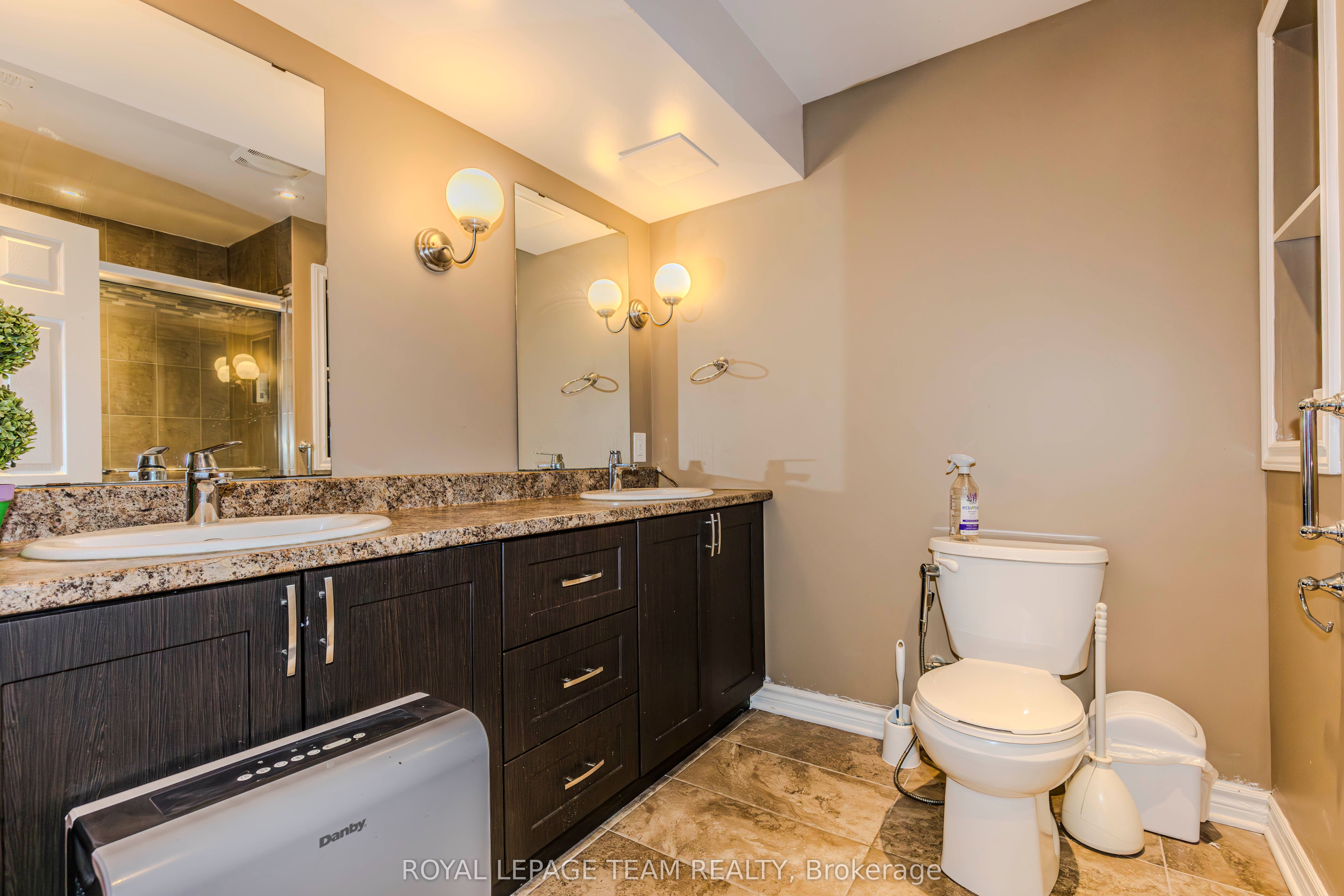 474 W Ridge Dr Property Photo 35