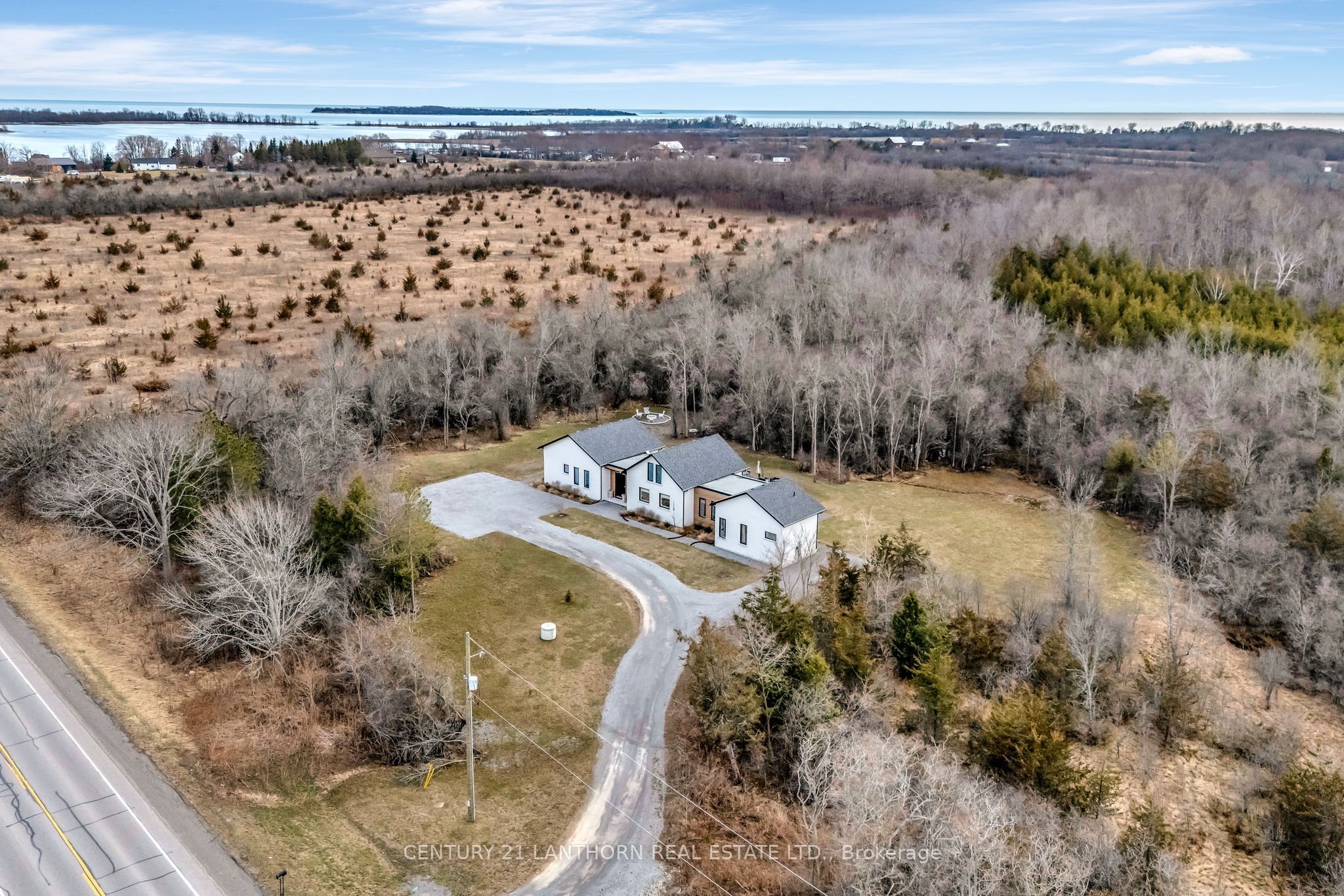 19485 Loyalist Parkway Property Photo