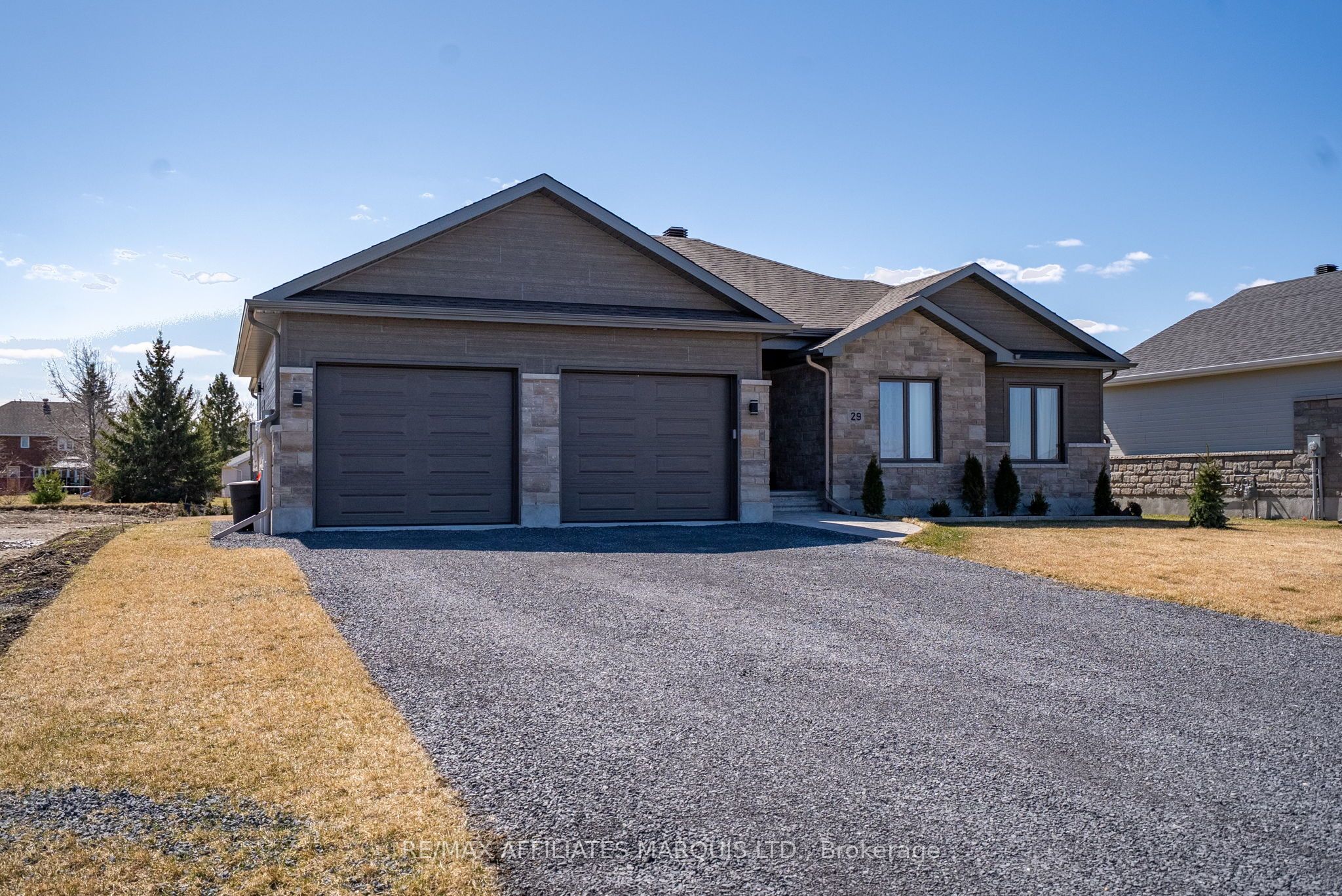 29 Whitetail Avenue Property Photo