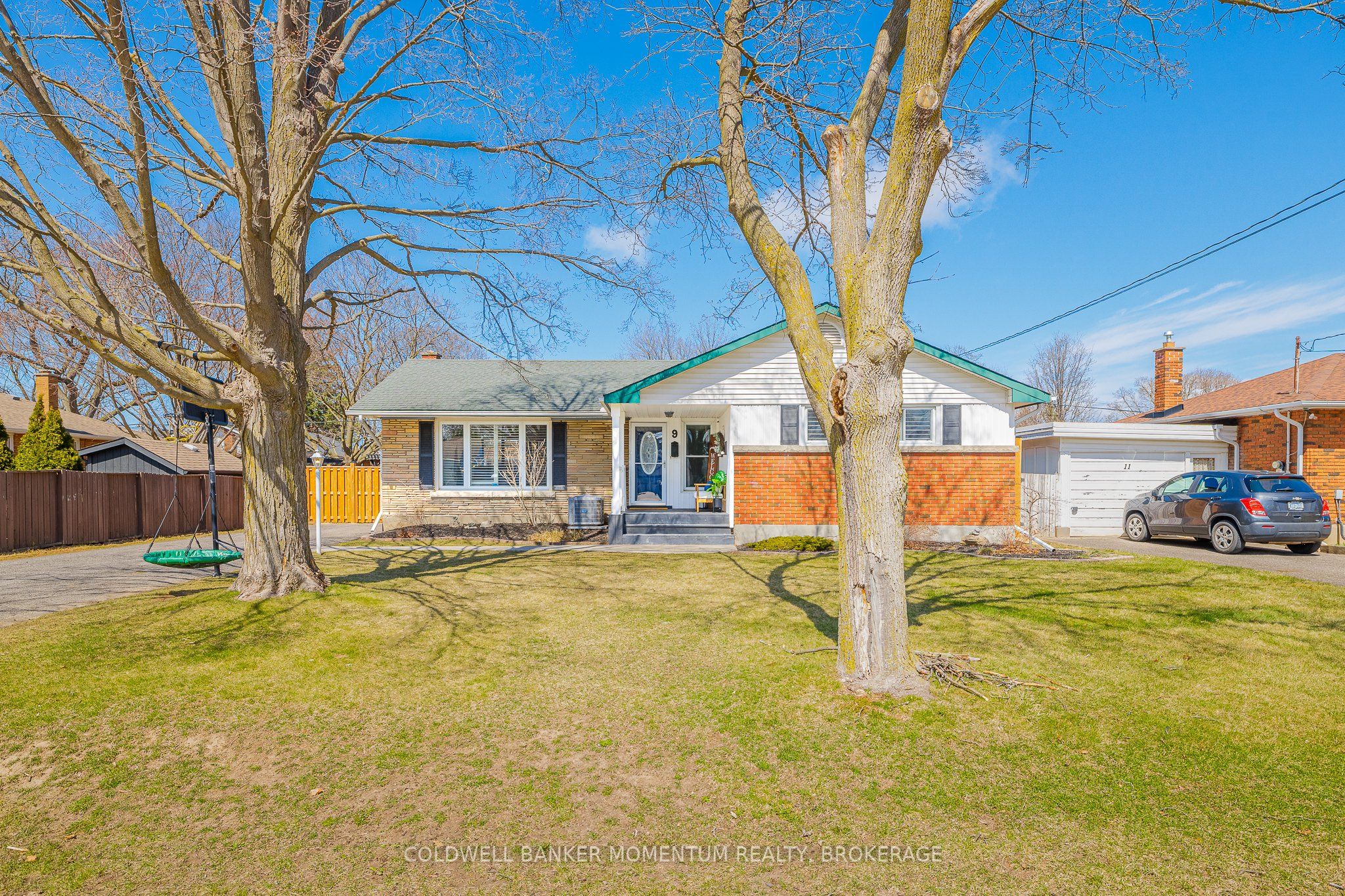 9 Bessborough Drive Property Photo 1