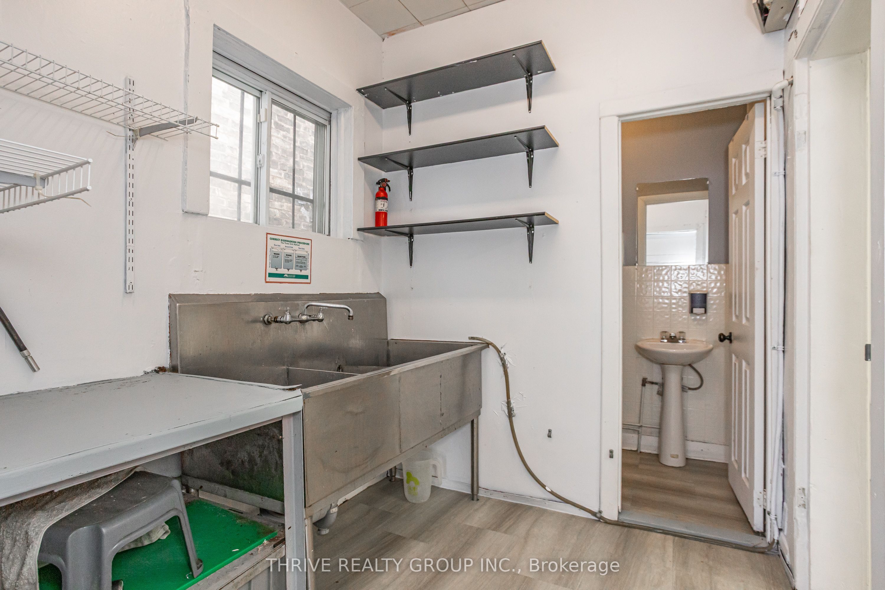 137 Wellington Street Property Photo 18