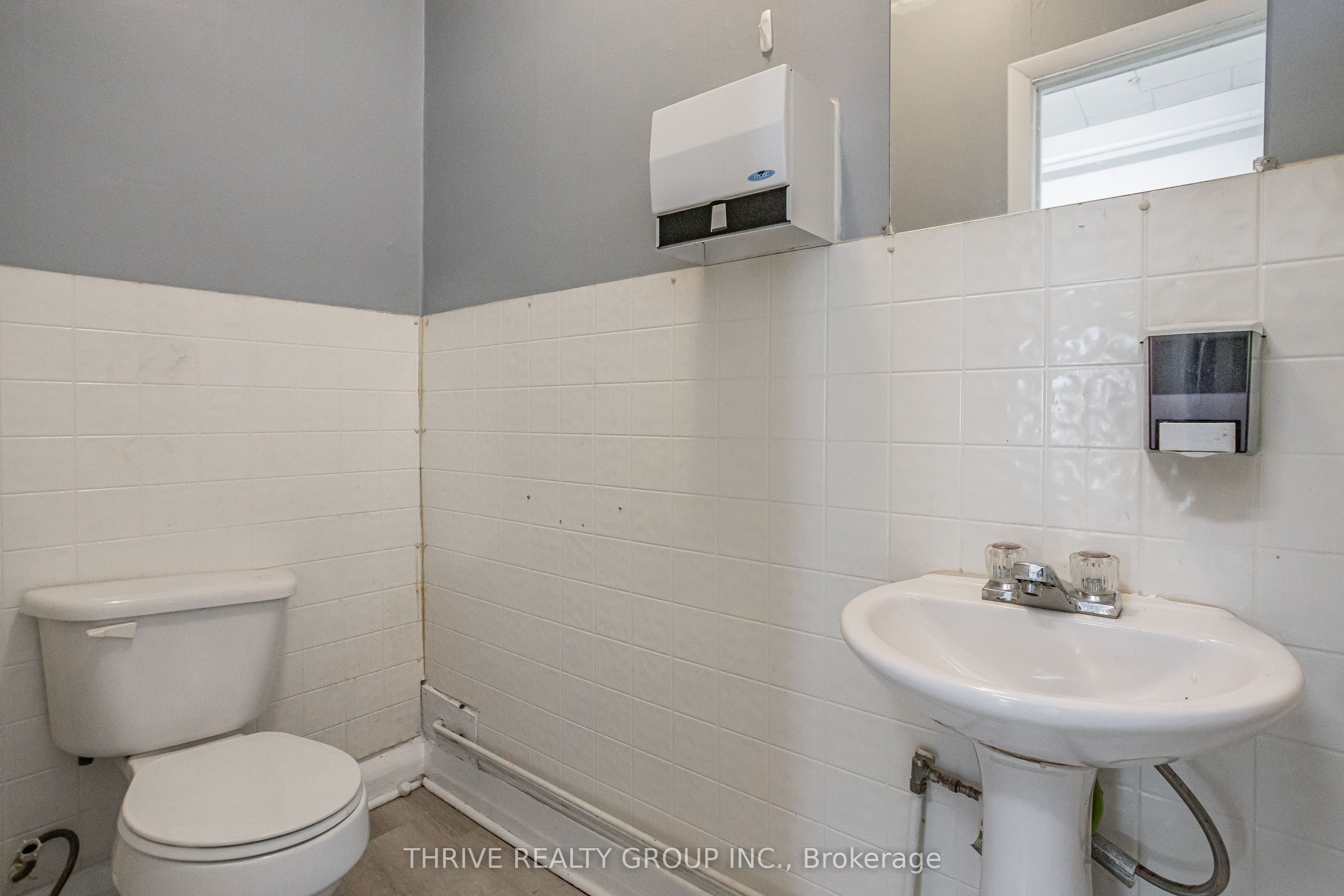 137 Wellington Street Property Photo 19