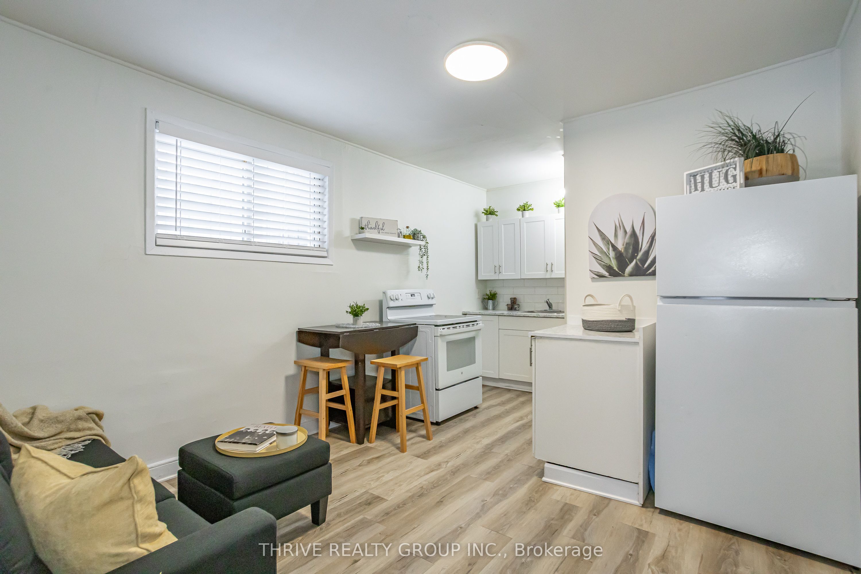 137 Wellington Street Property Photo 21