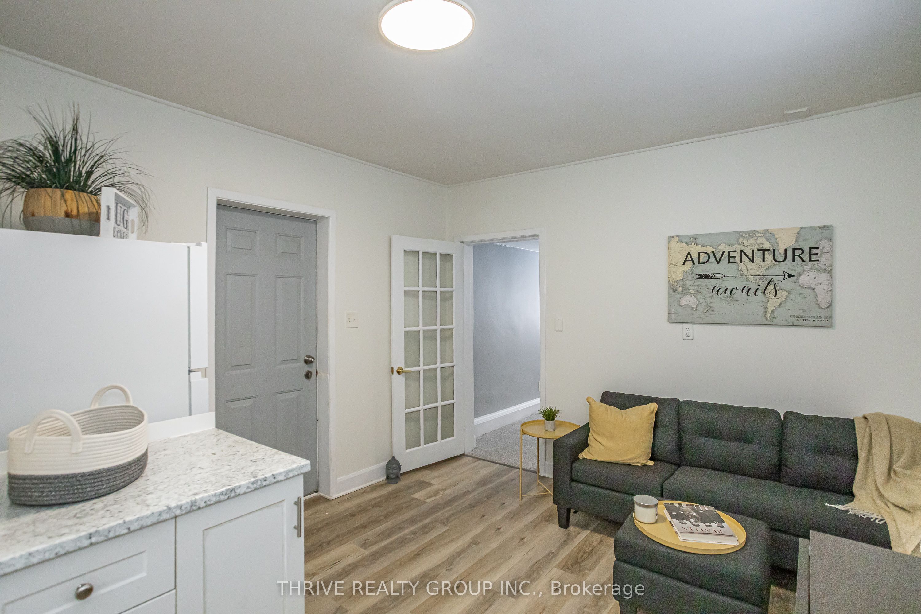 137 Wellington Street Property Photo 34