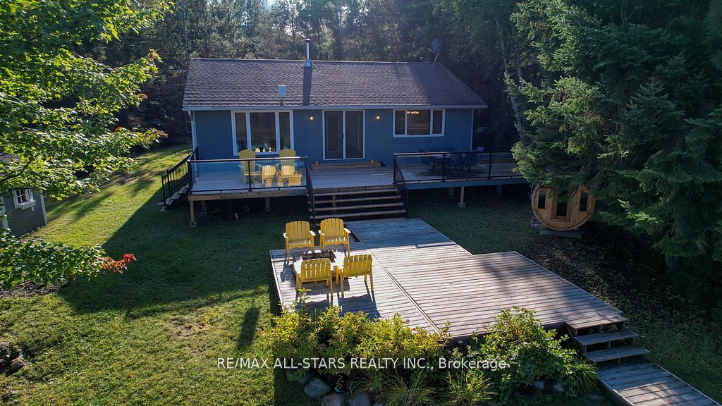 1086 Cameron Lane Property Photo 1