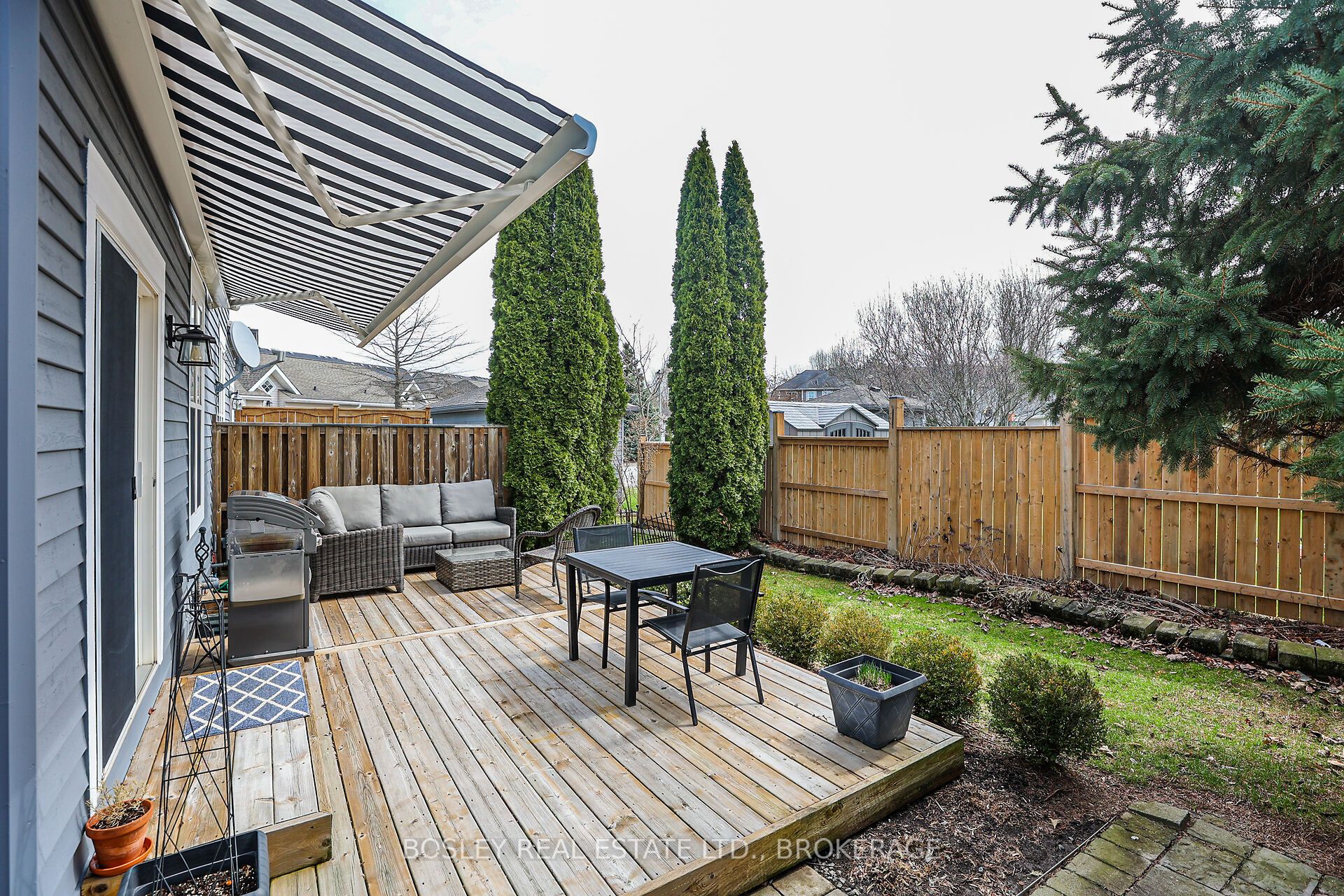 608 Simcoe St Property Photo 15