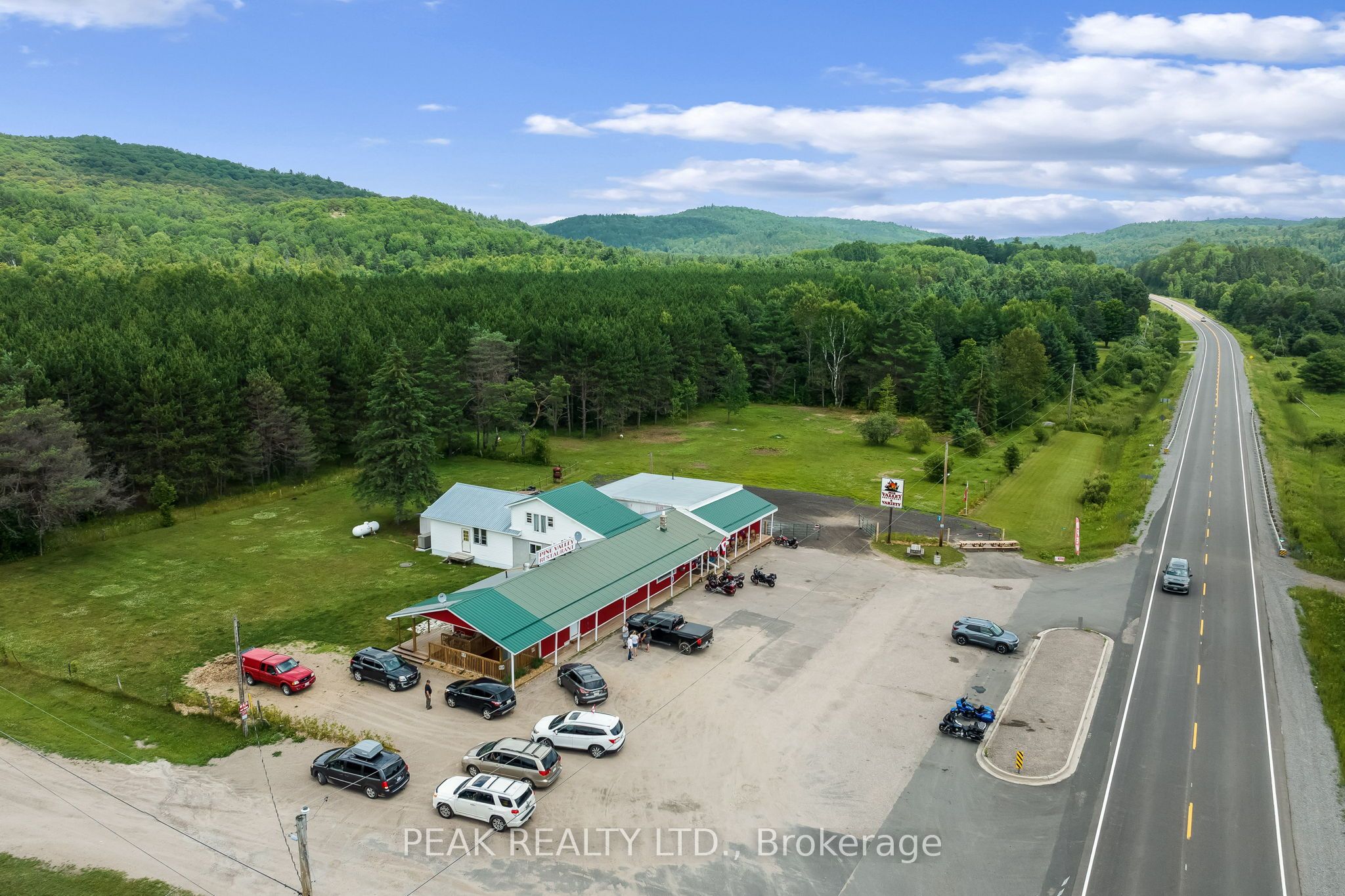 26047 Hwy 41 Property Photo 3