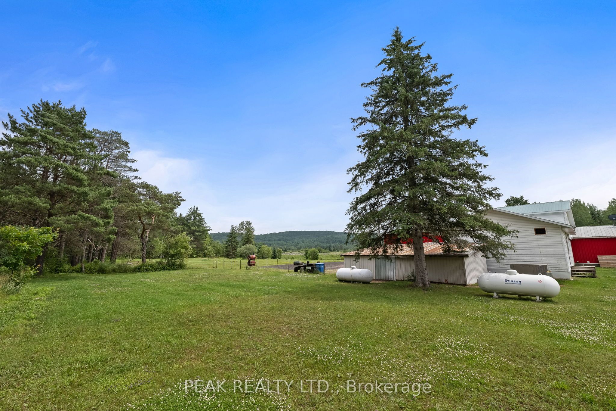26047 Hwy 41 Property Photo 32