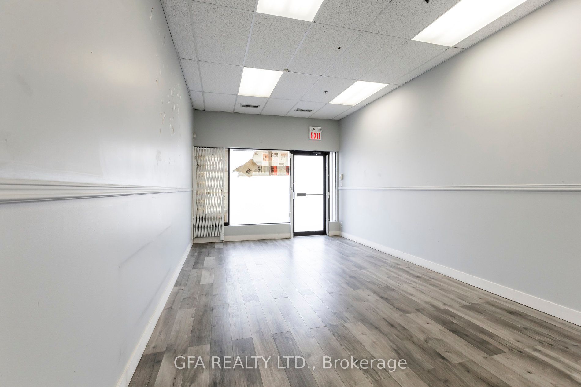 #e - 10 Stanley Street Property Photo 9