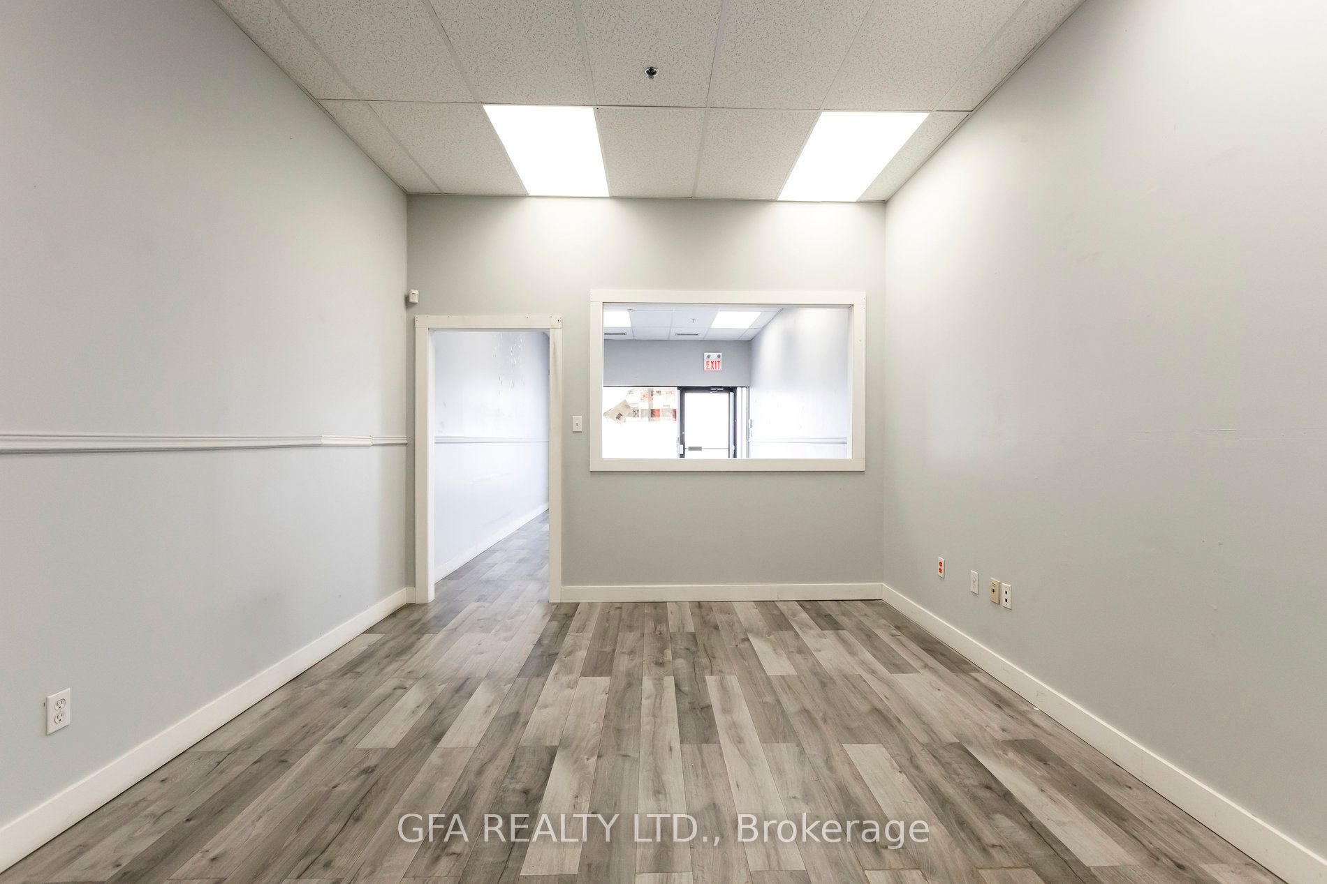 #e - 10 Stanley Street Property Photo 13