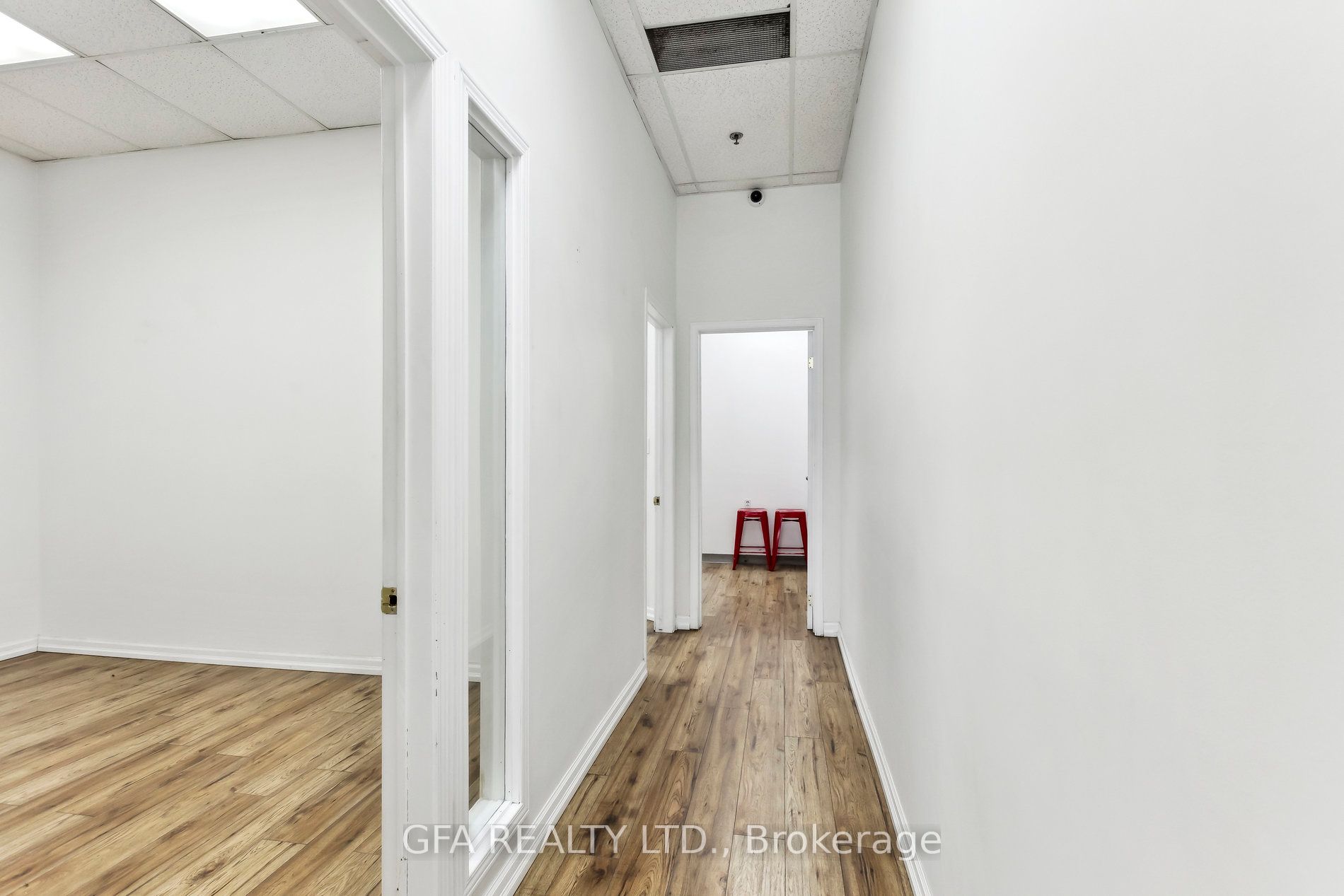 #f - 10 Stanley Street Property Photo 13