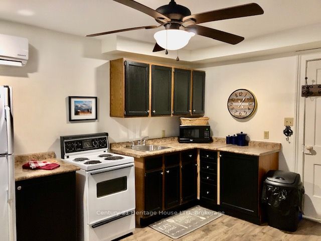 62 West St Property Photo 19