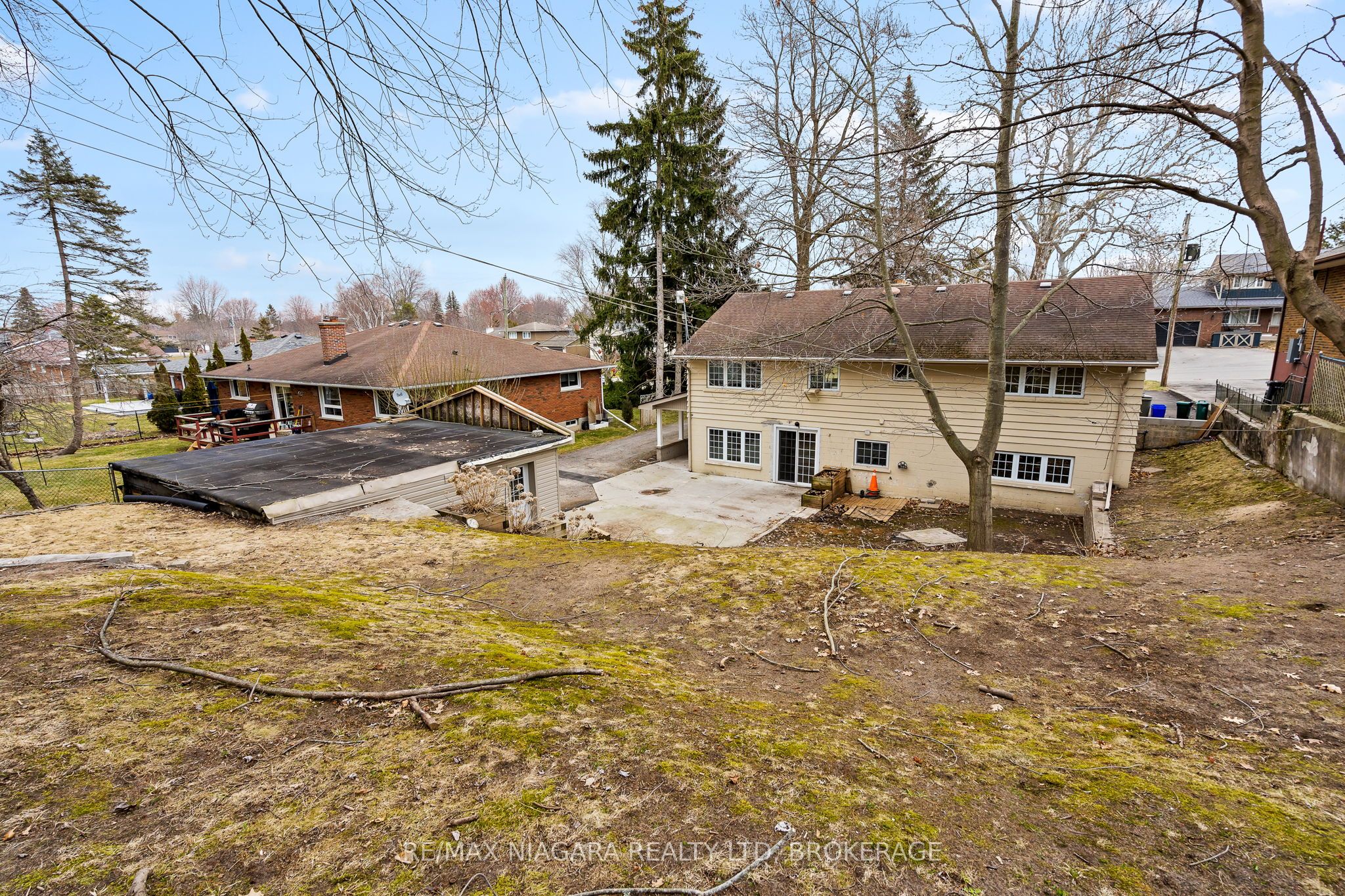 12 Cedar Street Property Photo 6